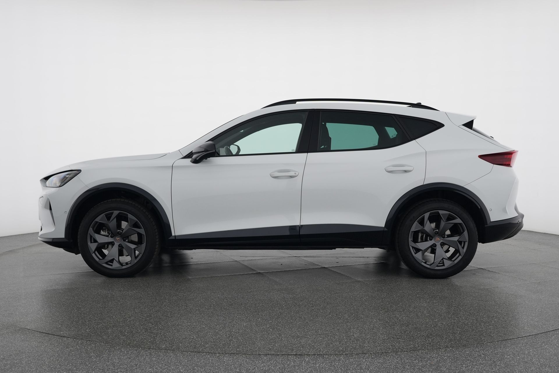 CUPRA Formentor 1.5 TSI DSG-image-2