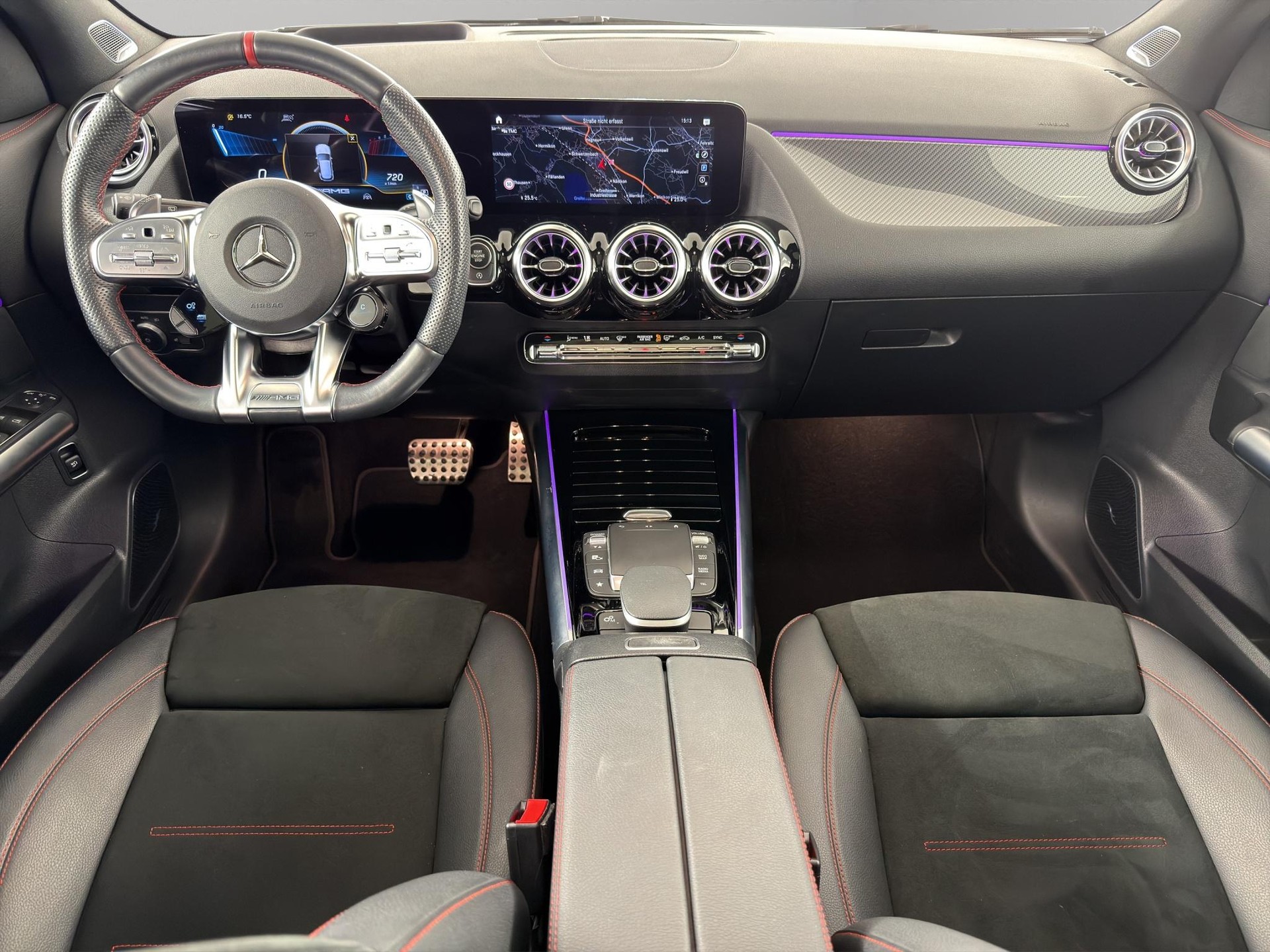 MERCEDES-BENZ GLA 35 AMG 4matic-image-9