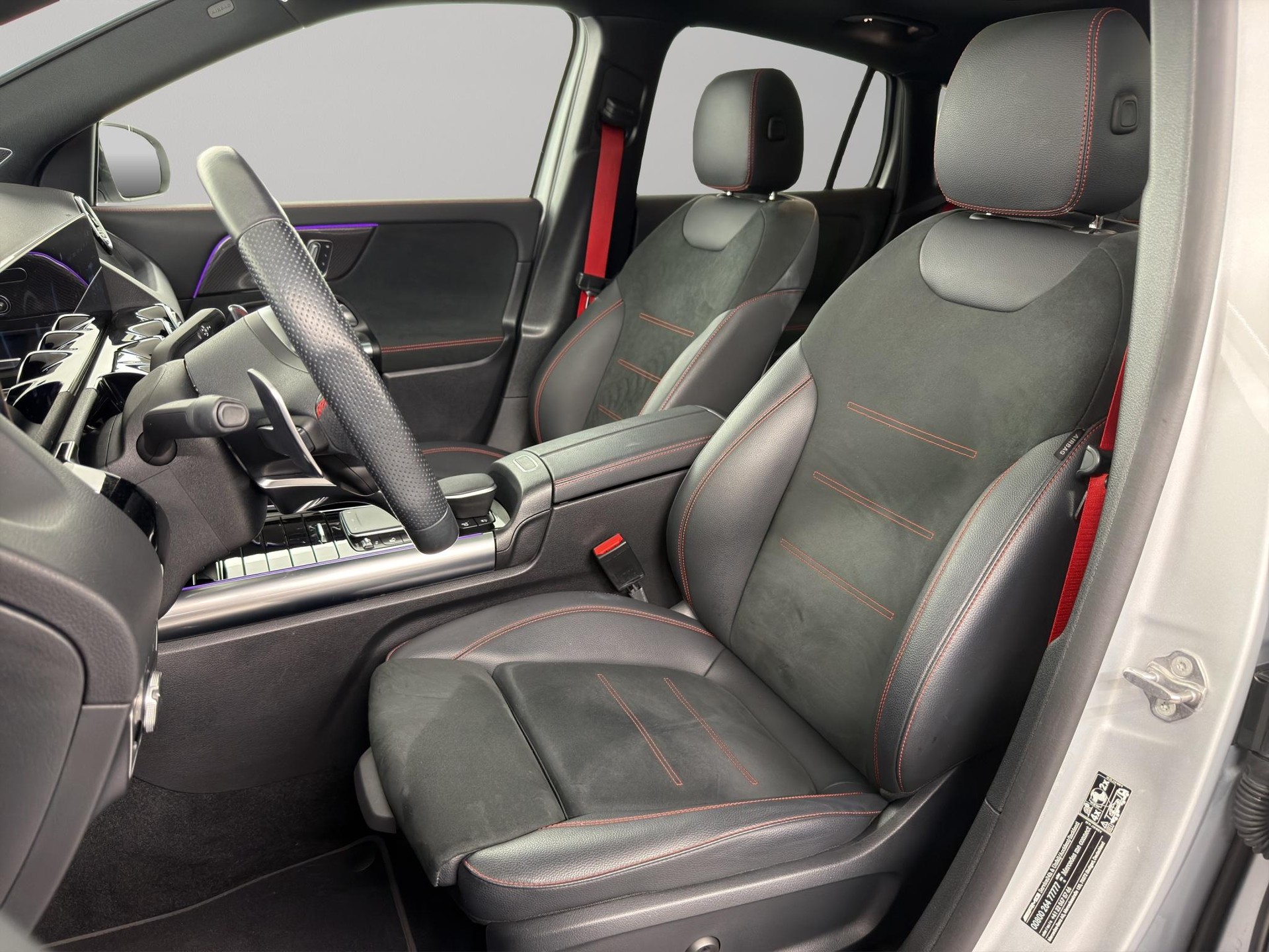 MERCEDES-BENZ GLA 35 AMG 4matic-image-7