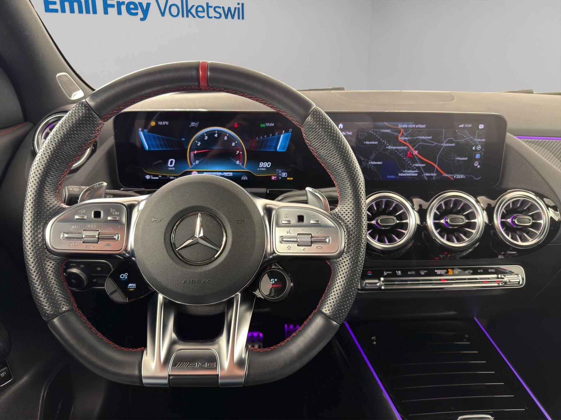 MERCEDES-BENZ GLA 35 AMG 4matic-image-11