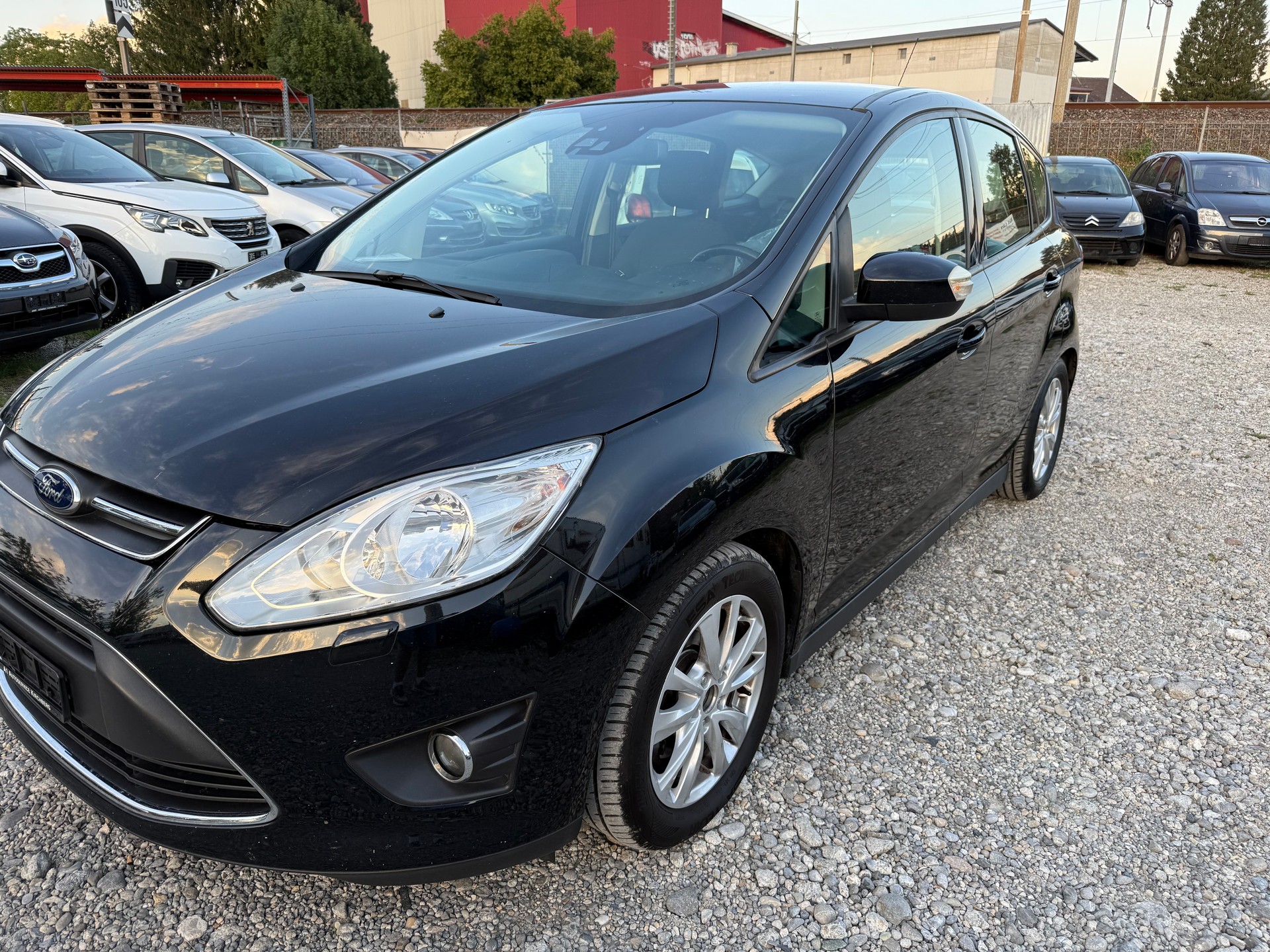FORD C-Max 2.0 TDCi Carving PowerShift-image-2