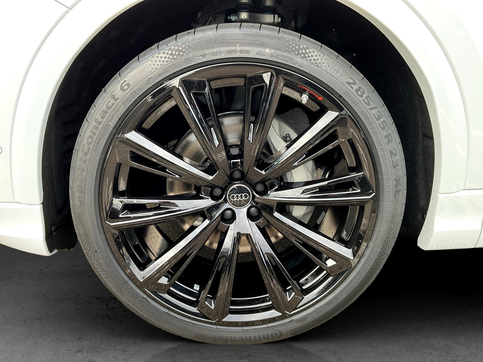 AUDI Q8 SUV TDI quattro 210 kW tiptronic-image-12
