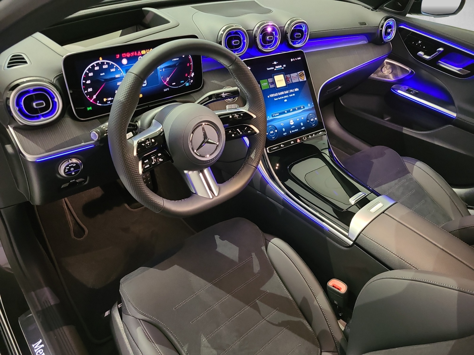 MERCEDES-BENZ C 220 d 4M AMG Swiss Star W206-image-13