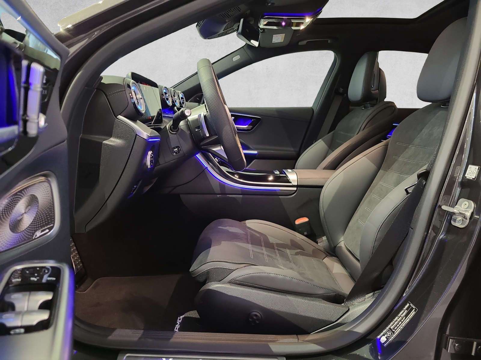MERCEDES-BENZ C 220 d 4M AMG Swiss Star W206-image-14