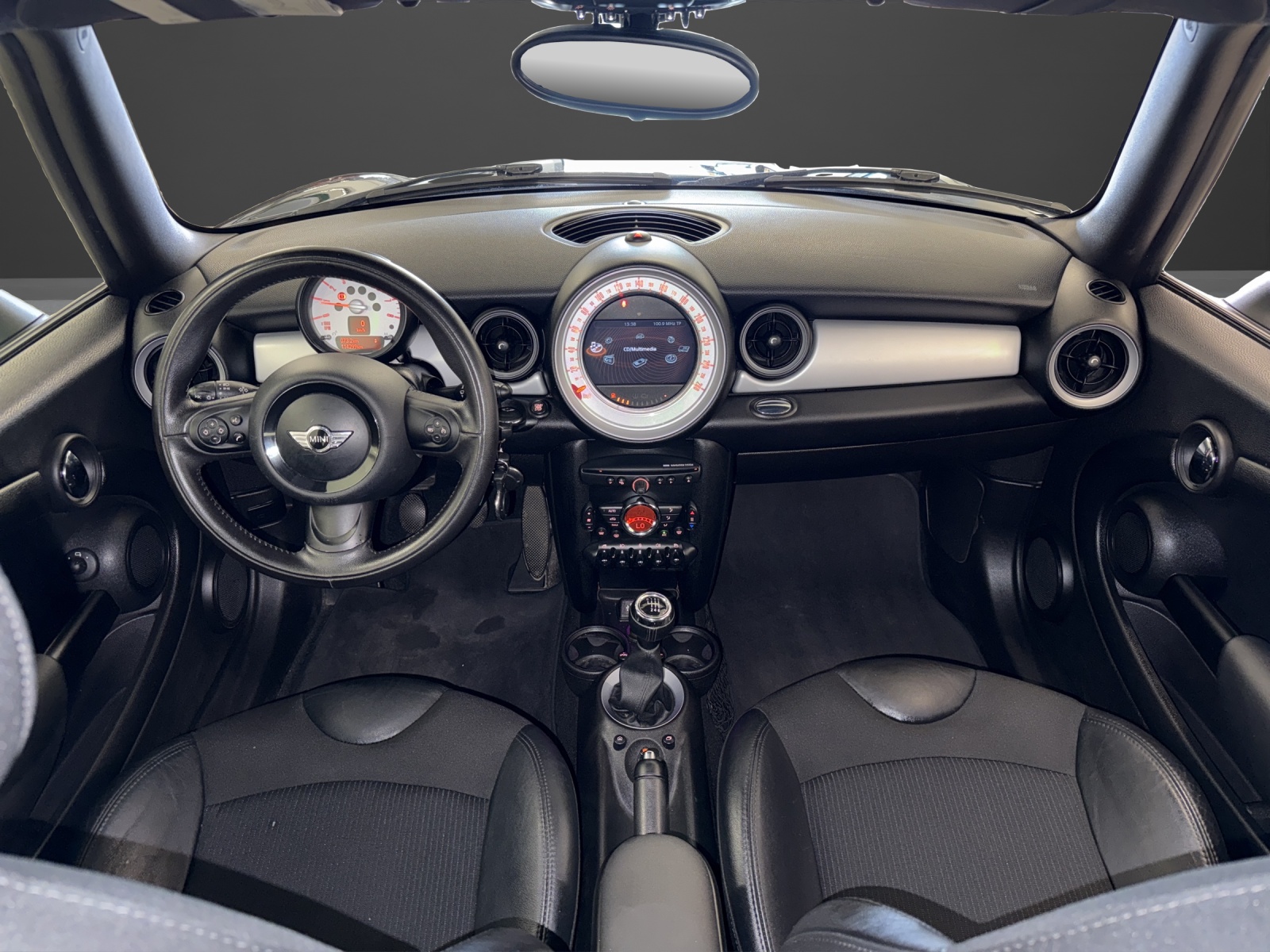 MINI Cooper-image-8