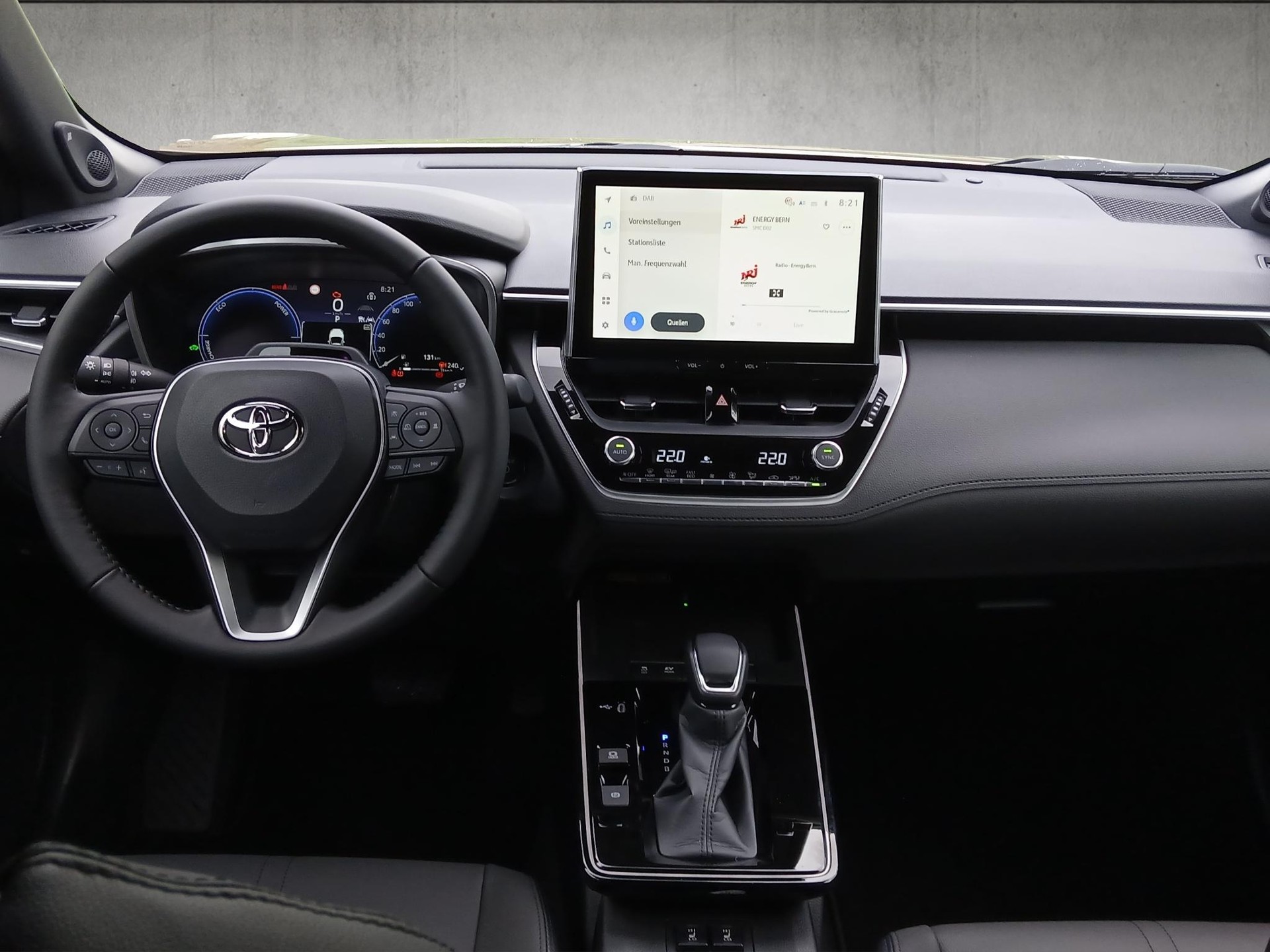 TOYOTA Corolla Cross 2.0 HSD Premium AWD-i-image-10