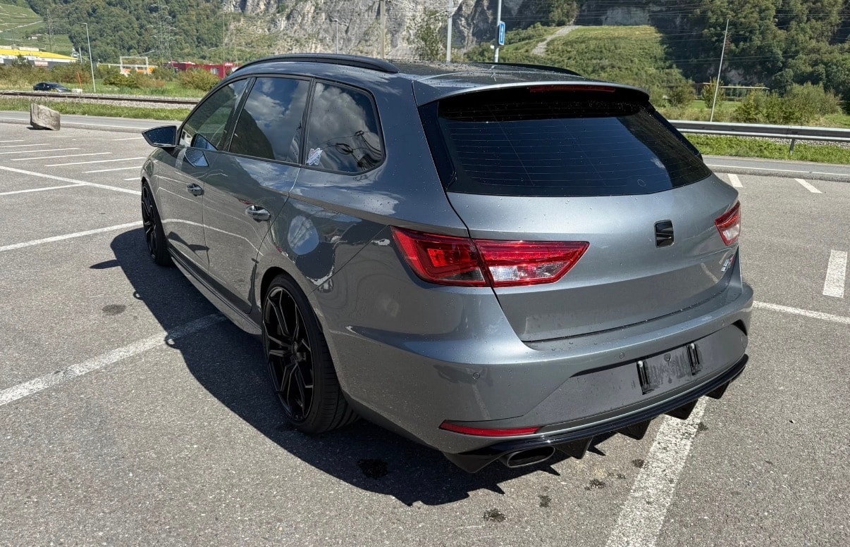 SEAT Leon ST 2.0 TSI Cupra 280 DSG-image-5