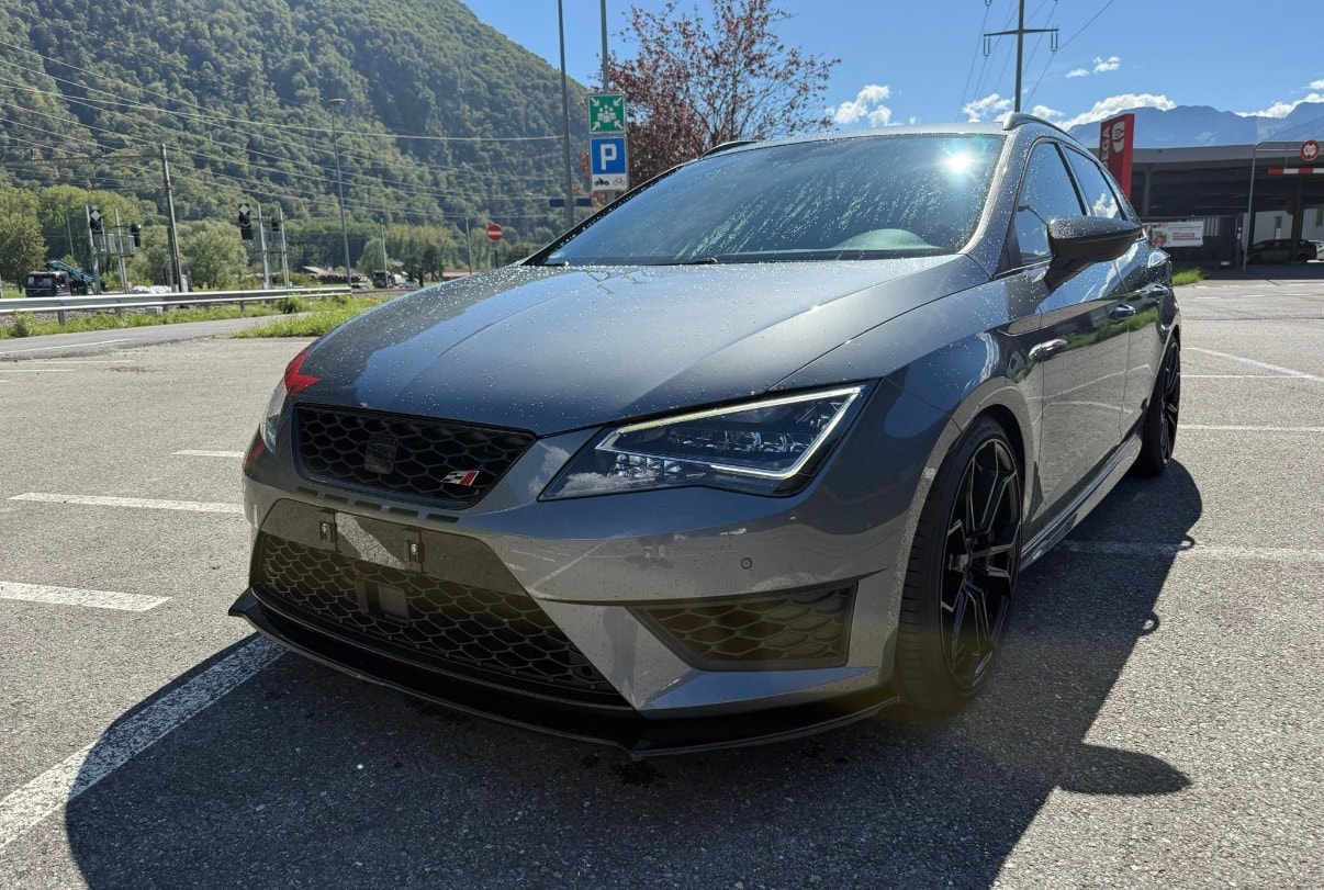 SEAT Leon ST 2.0 TSI Cupra 280 DSG — slika 1