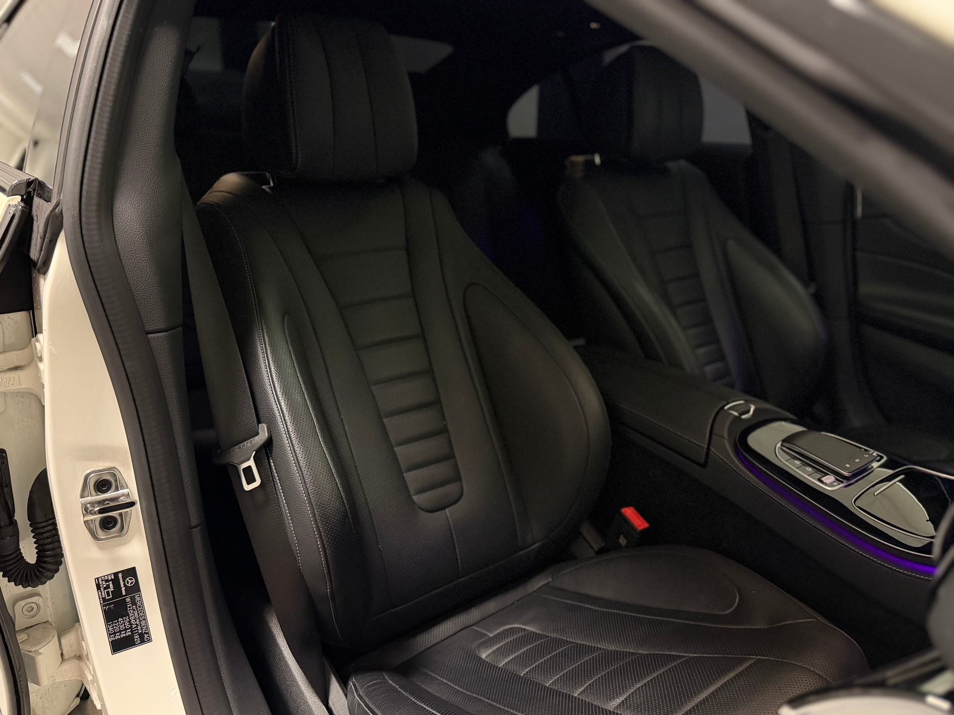 MERCEDES-BENZ CLS 450 4Matic 9G-Tronic-image-19