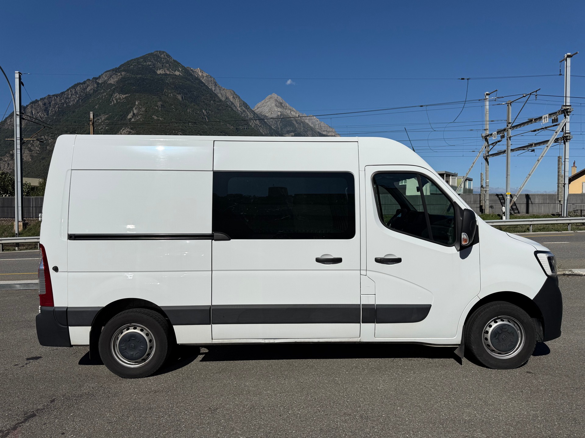 RENAULT Master T35 2.3 Blue dCi 150 L2H2-image-4