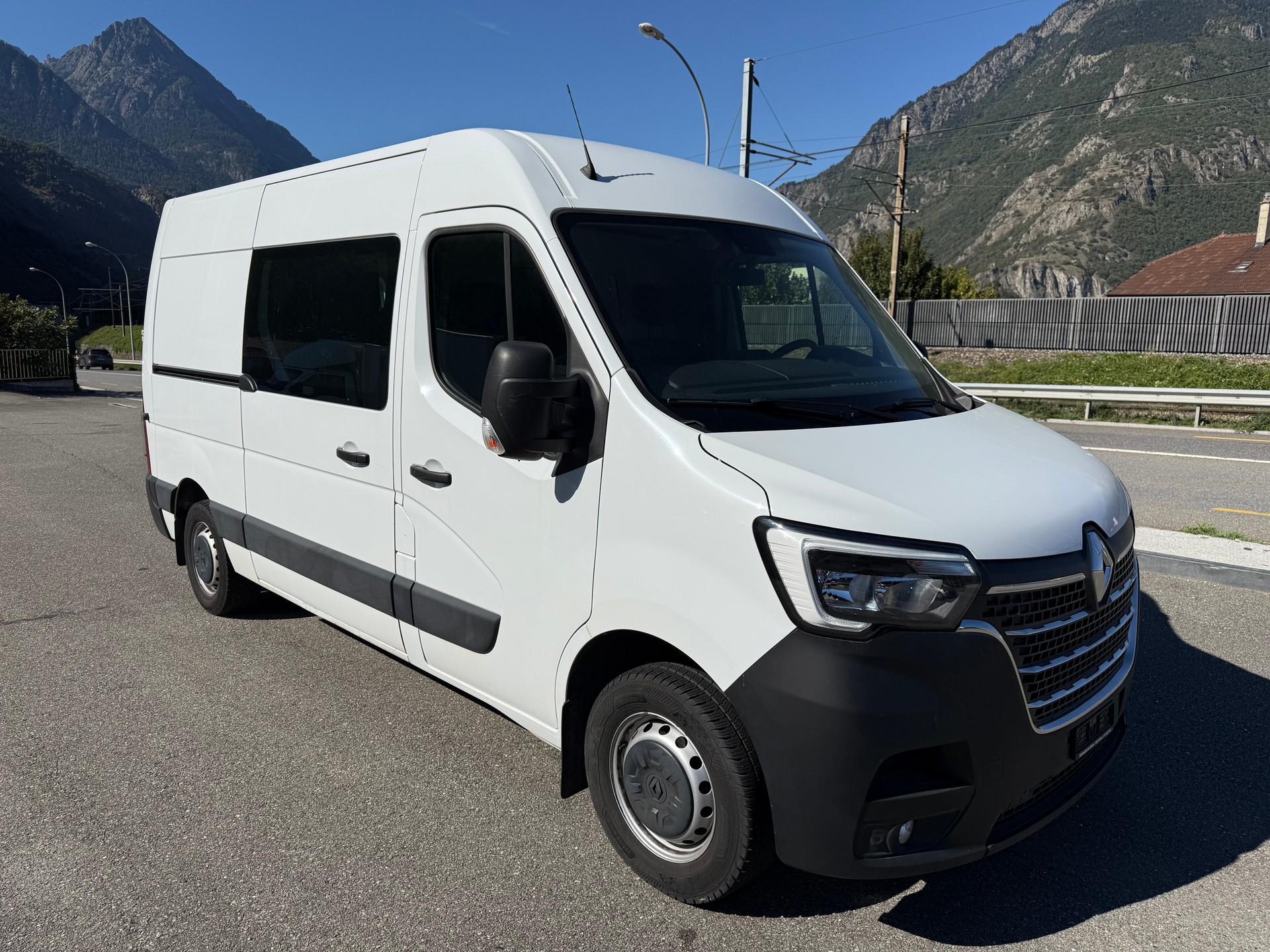 RENAULT Master T35 2.3 Blue dCi 150 L2H2-image-3