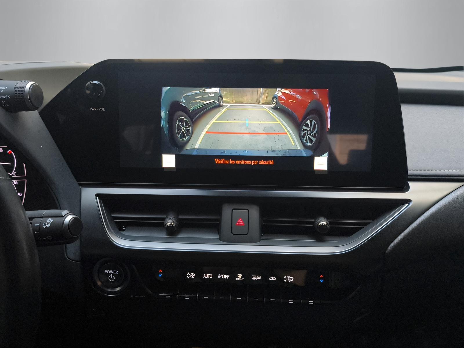 LEXUS UX 250h F-Line-image-6