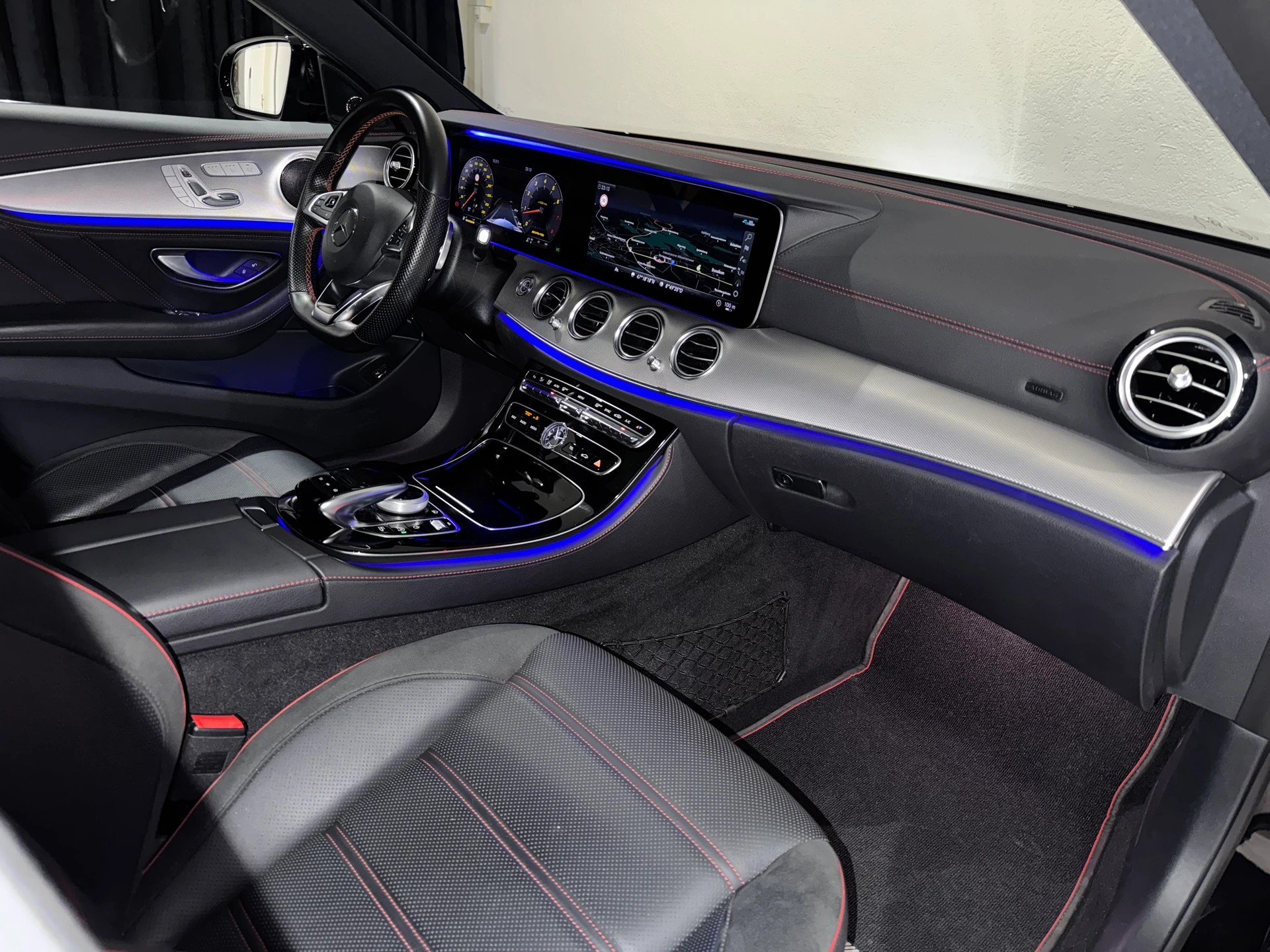 MERCEDES-BENZ E 43 AMG 4 Matic 9G-Tronic I 1.Hand I-image-9