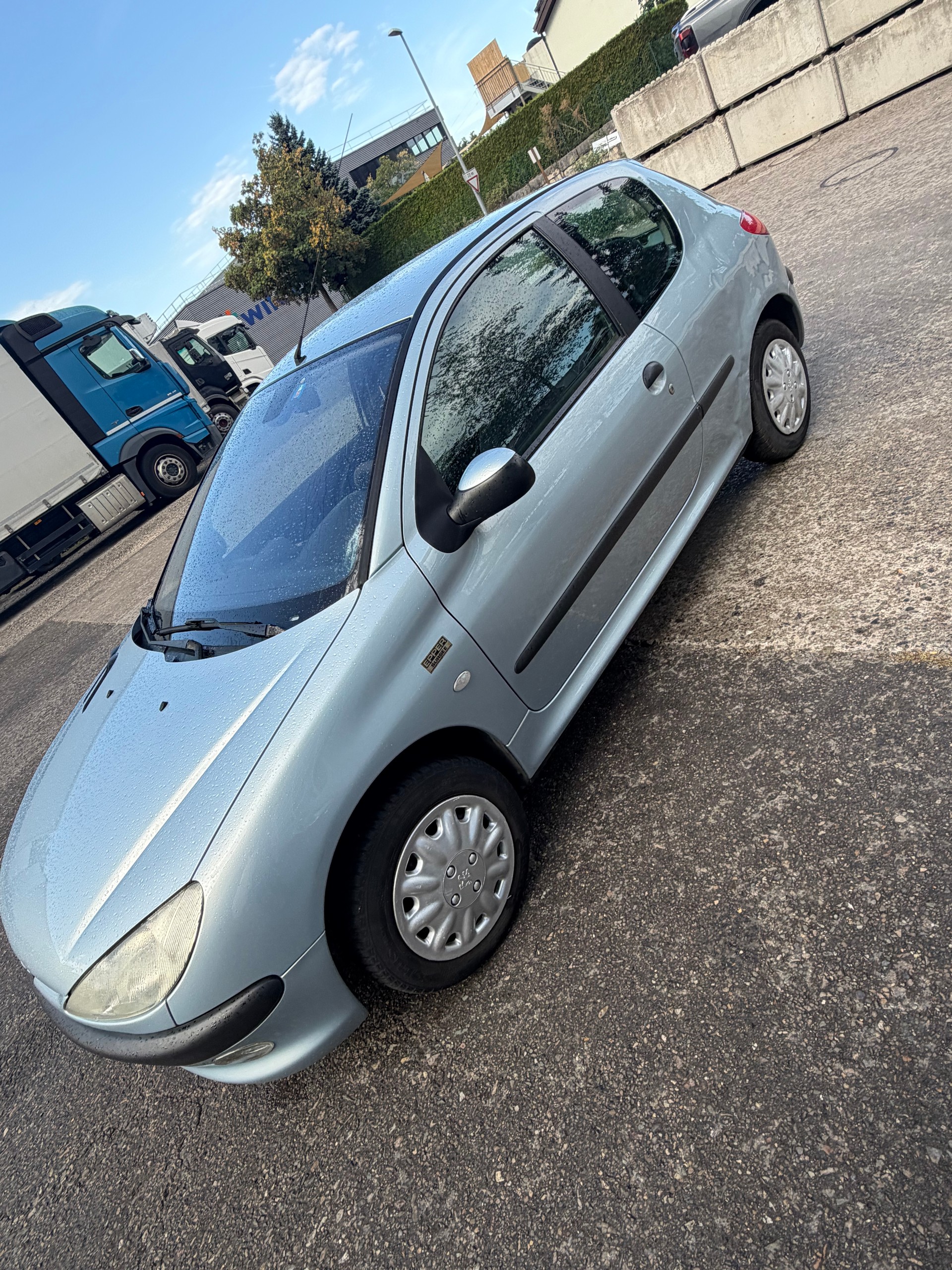 PEUGEOT 1.6 16V Quiksilver-image-3