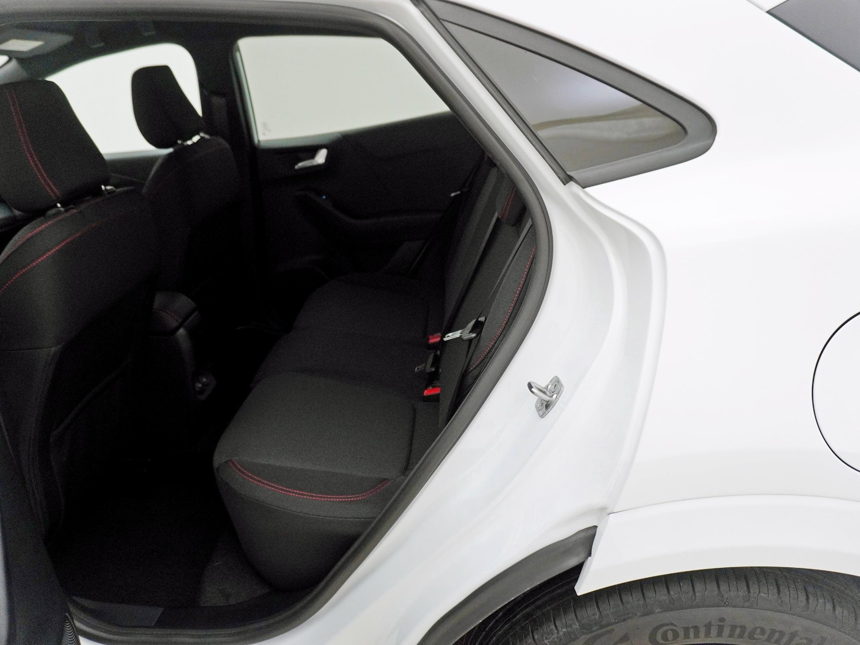 FORD Puma 1.0 EcoBoost ST-Line-image-12