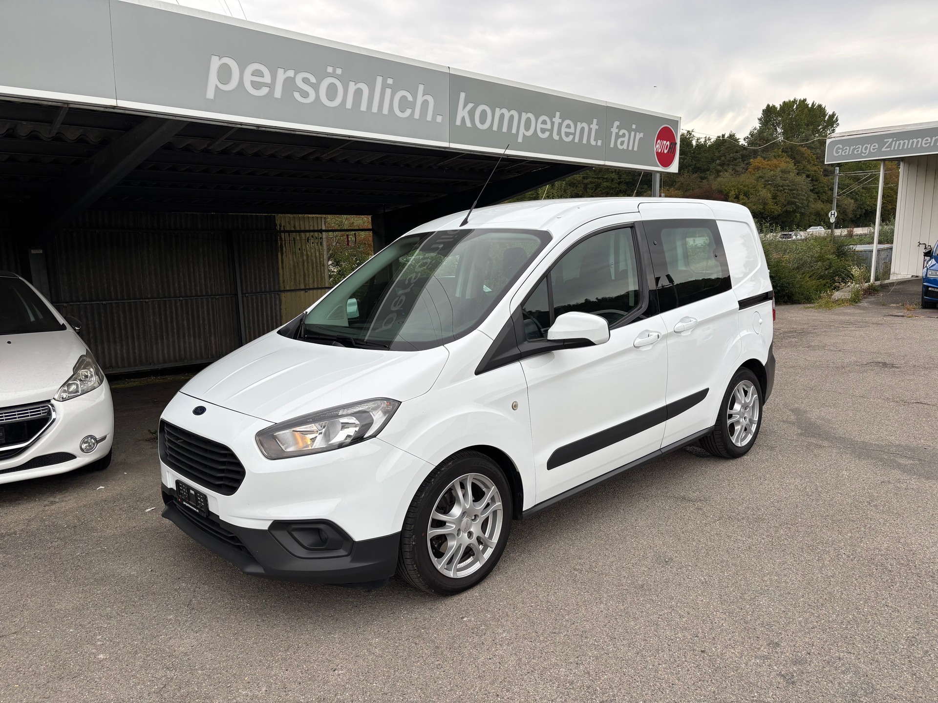 FORD Transit Courier Combi 1.5 TDCi Trend-image-0