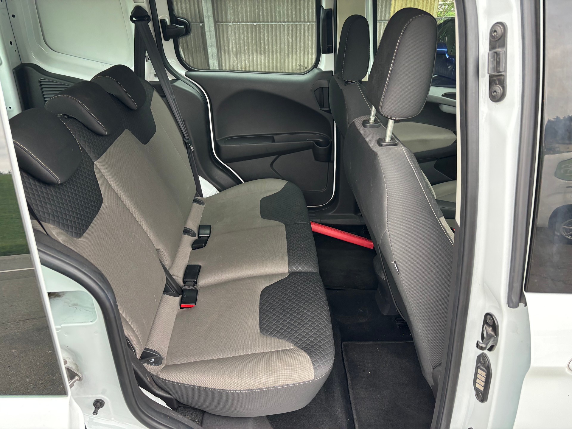 FORD Transit Courier Combi 1.5 TDCi Trend-image-7