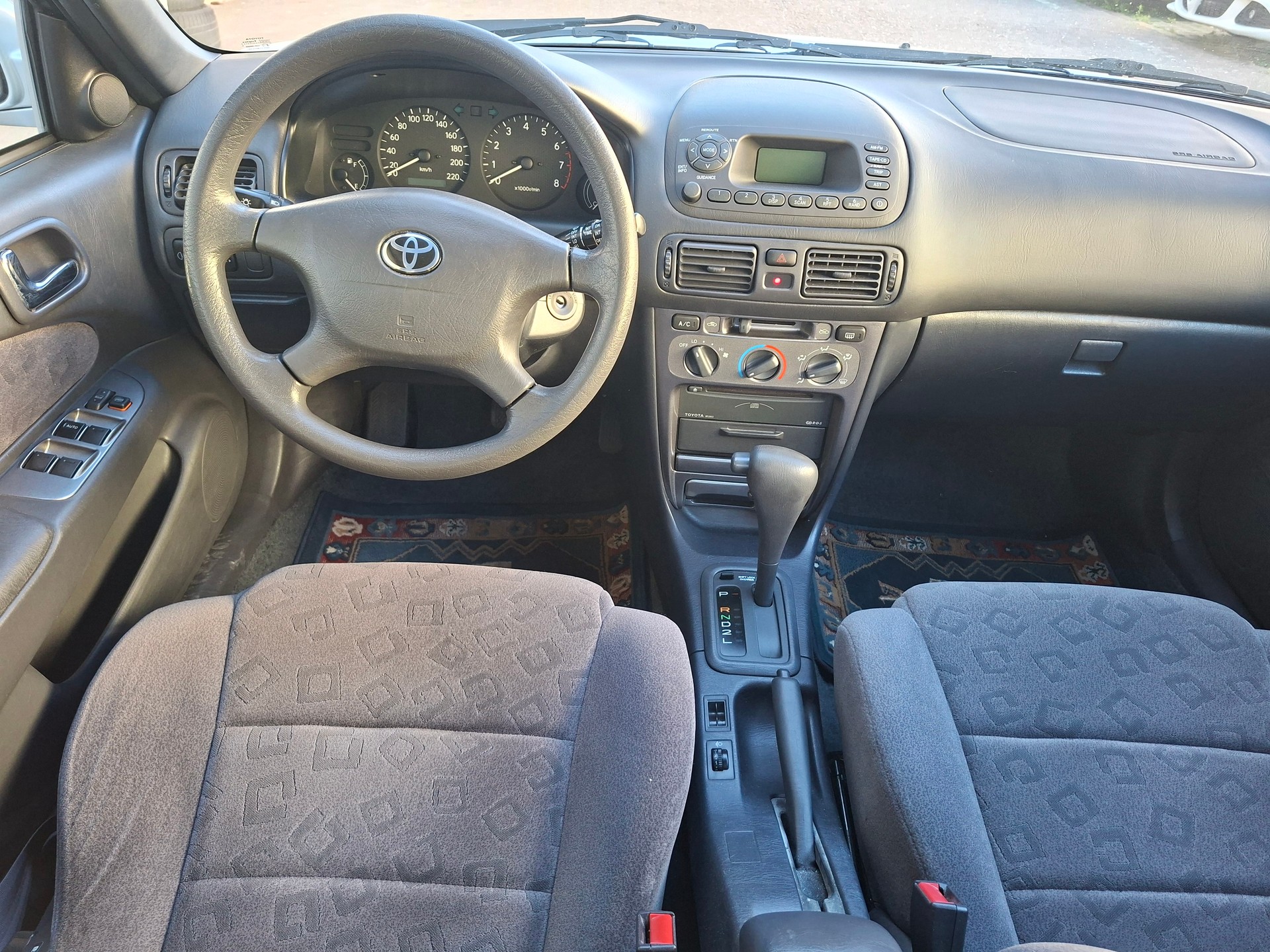 TOYOTA Corolla 1.6 Linea Sol plus-image-8