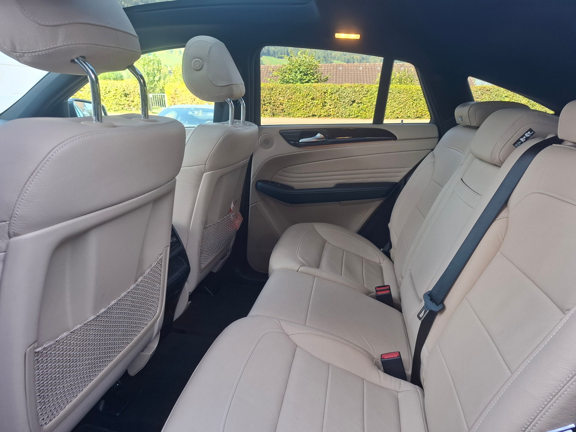 MERCEDES-BENZ GLE Coupé 350 d 4Matic 9G-Tronic-image-9