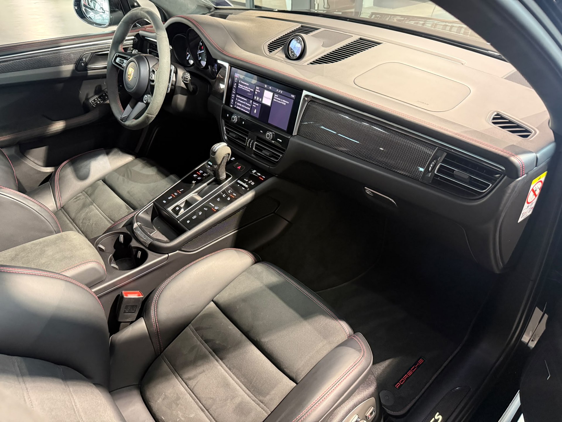 PORSCHE Macan GTS PDK-image-13
