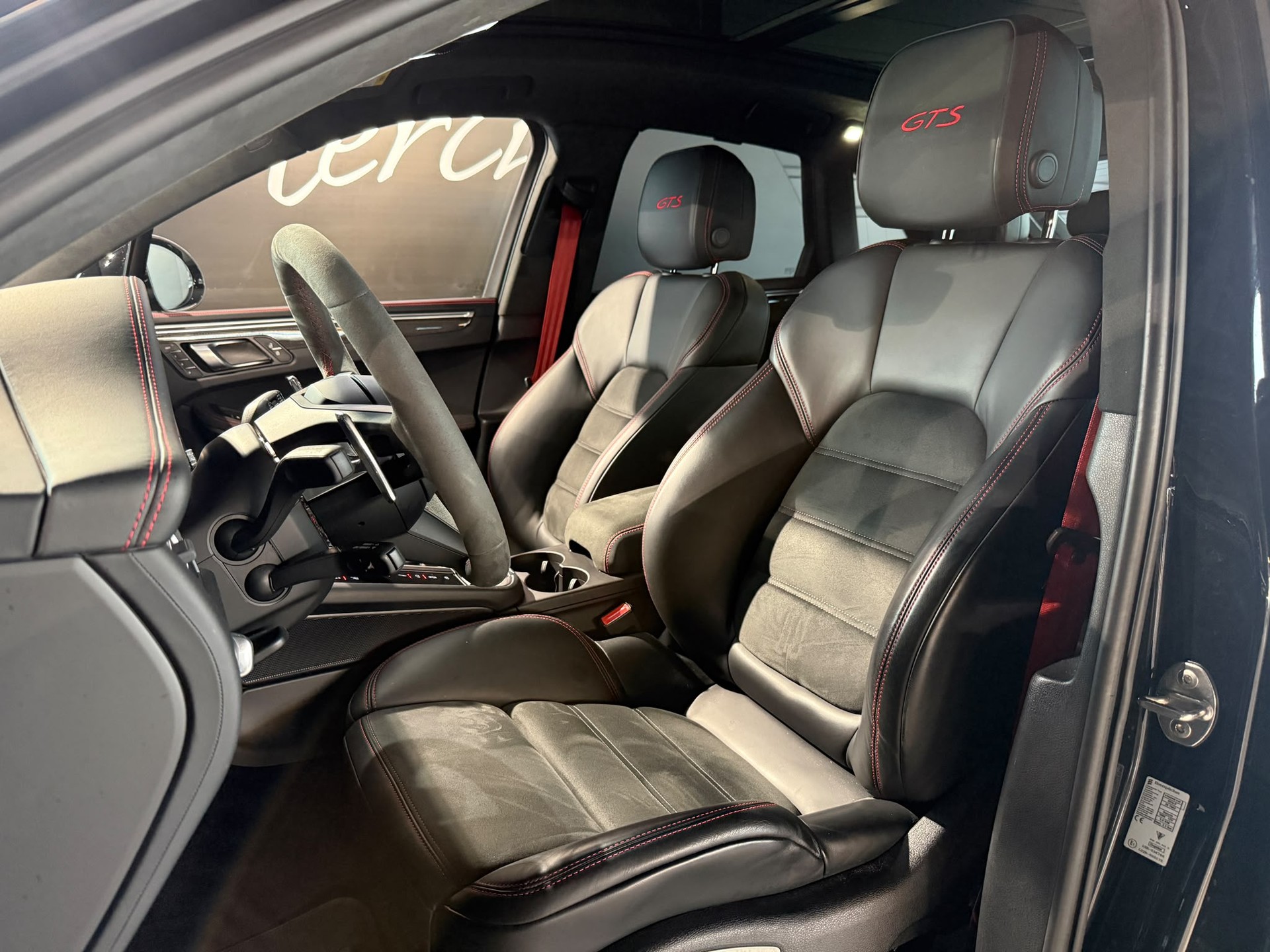 PORSCHE Macan GTS PDK-image-7
