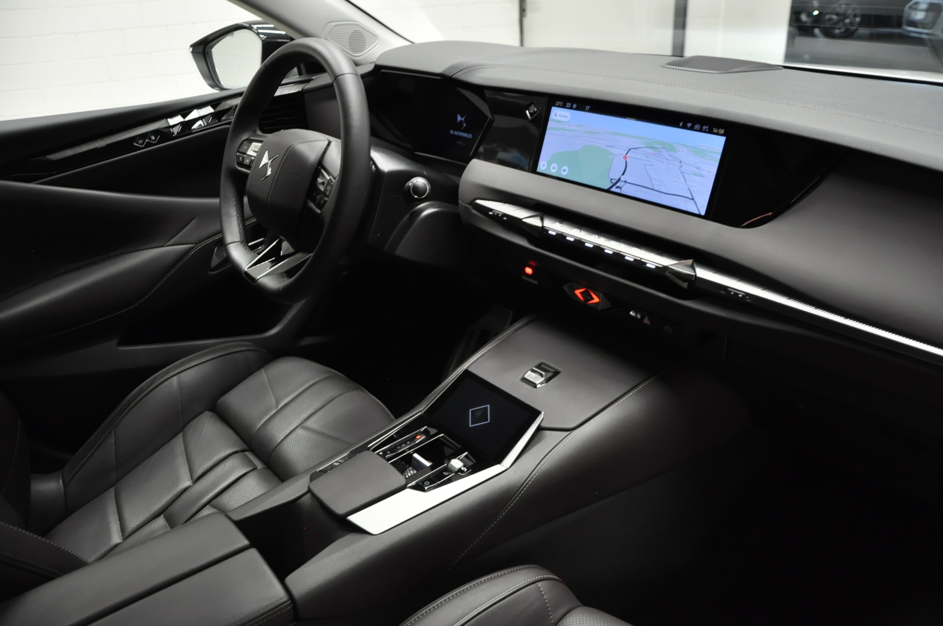 DS AUTOMOBILES DS 4 1.2 Pure Tech Rivoli EAT8-image-12