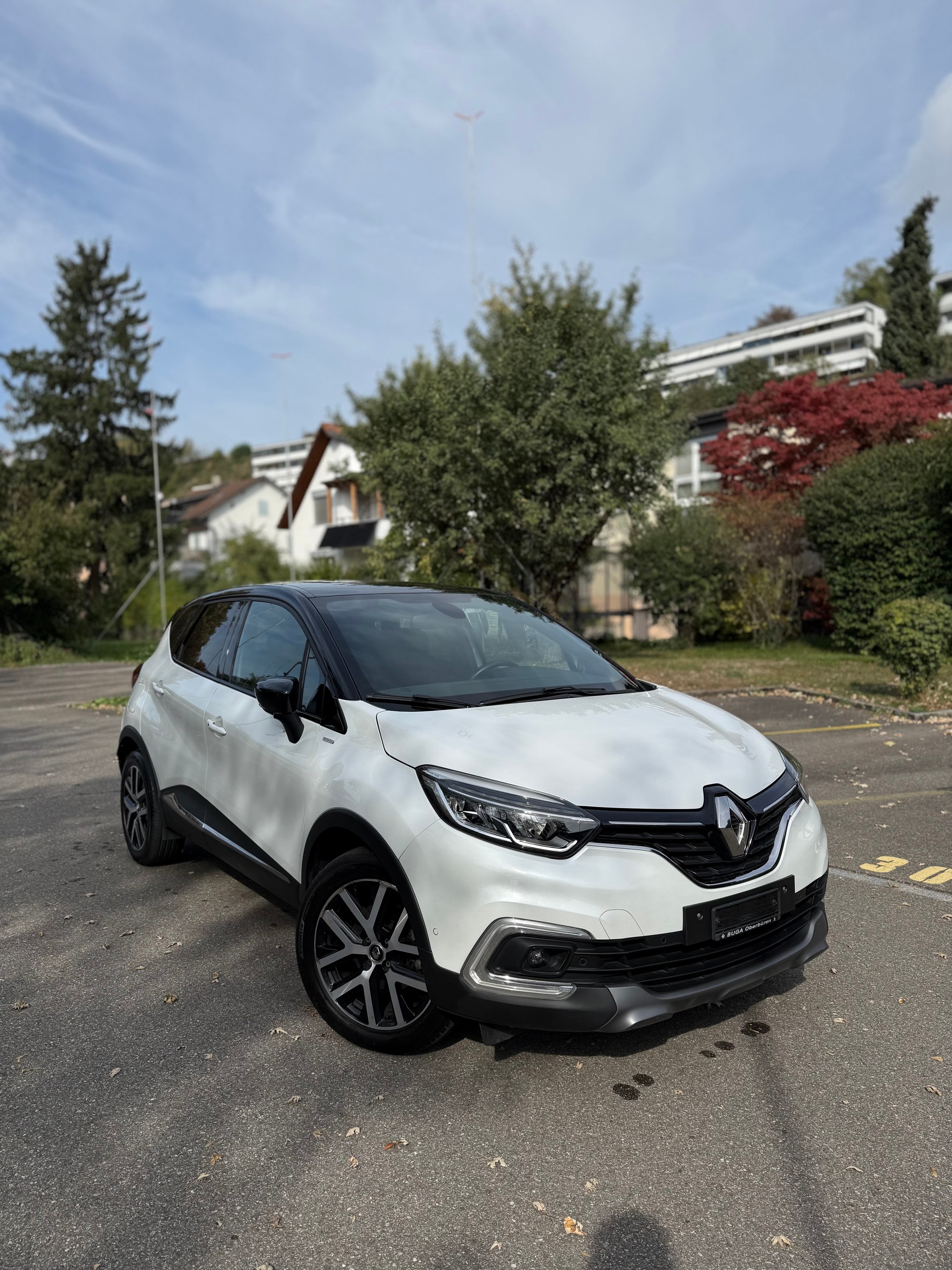 RENAULT Captur 1.3 T 16V Red Edition EDC-image-2