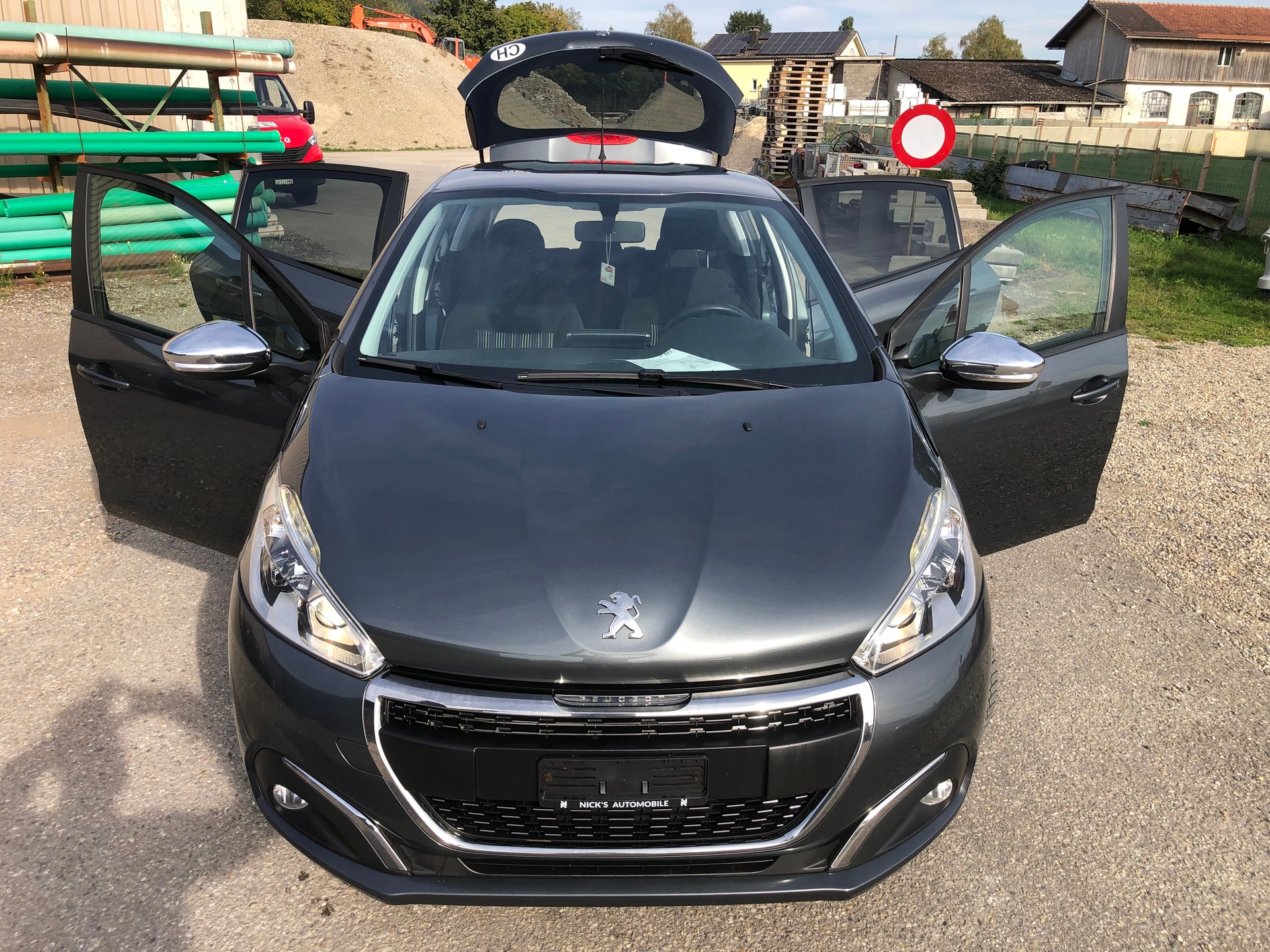 PEUGEOT 208 1.2 PureTech Urban Soul-image-13