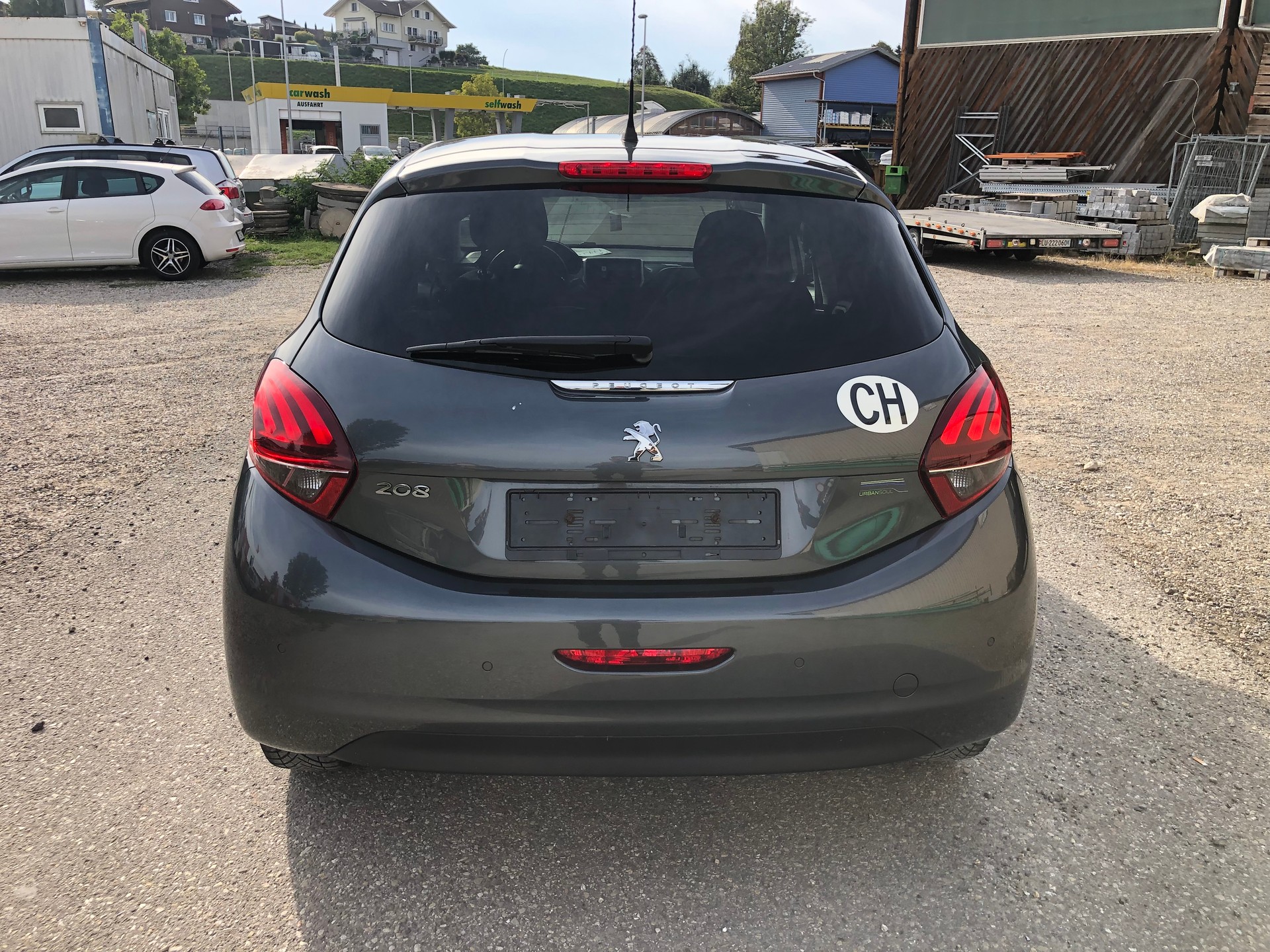 PEUGEOT 208 1.2 PureTech Urban Soul-image-5