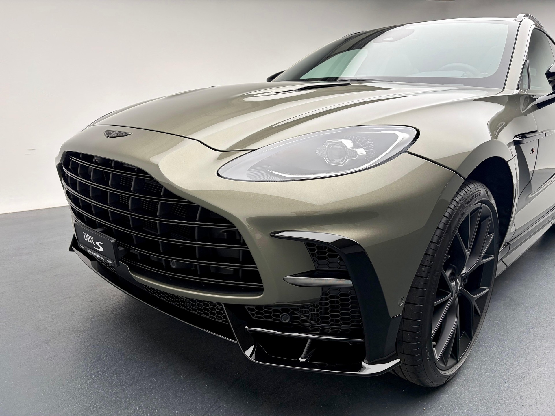 ASTON MARTIN DBX S 4.0 V8 Bi-Turbo-image-20