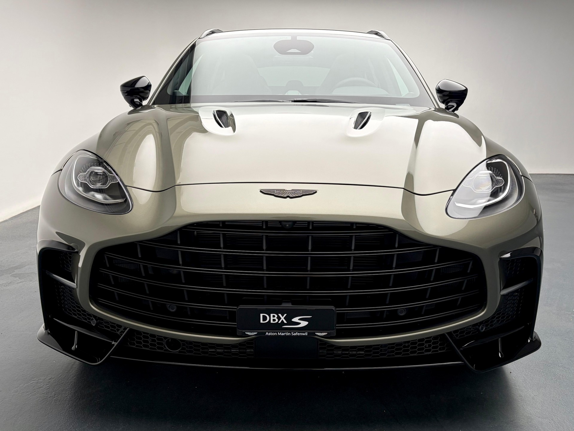 ASTON MARTIN DBX S 4.0 V8 Bi-Turbo-image-21