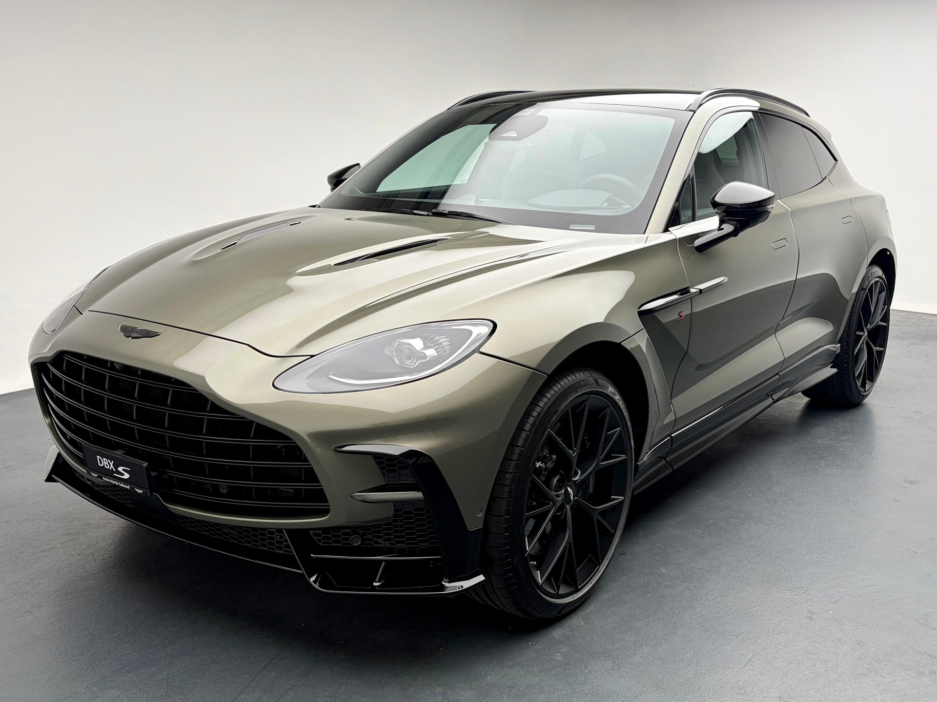 ASTON MARTIN DBX S 4.0 V8 Bi-Turbo-image-0