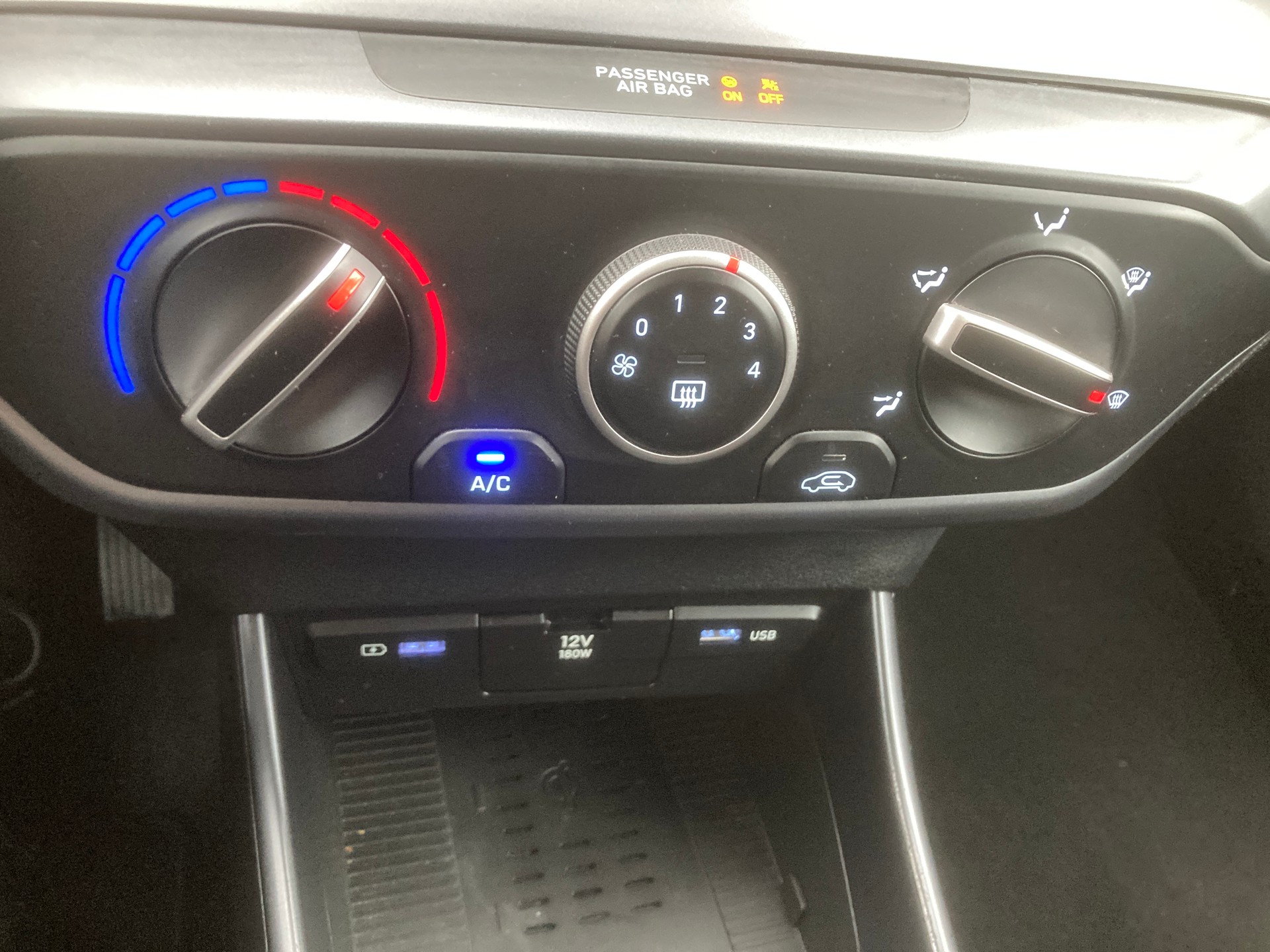 HYUNDAI i20 1.0 T-GDi Origo-image-11