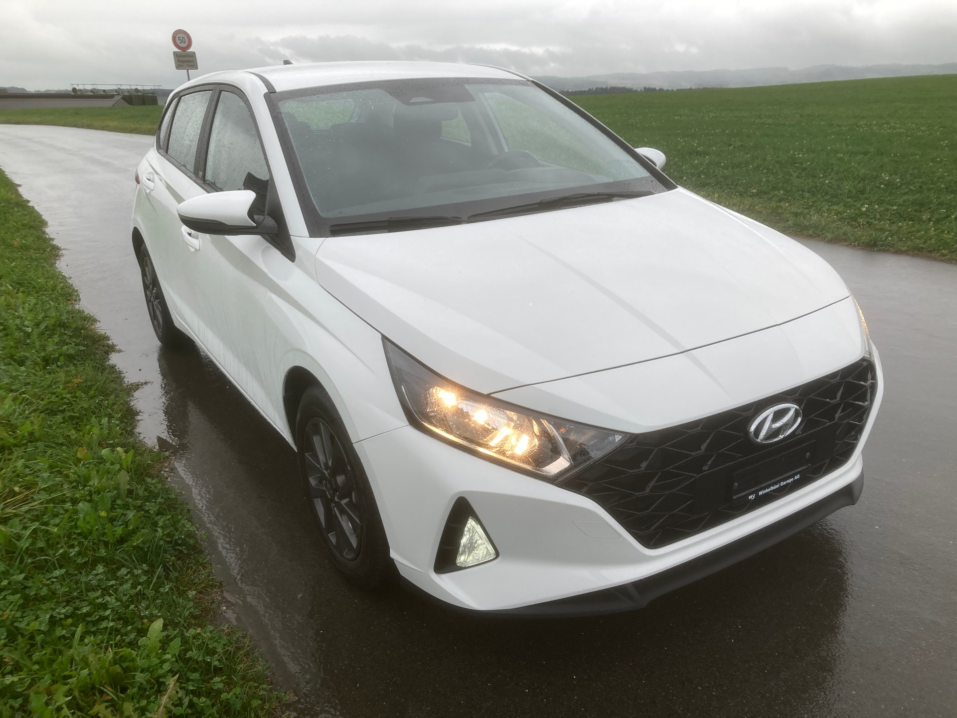 HYUNDAI i20 1.0 T-GDi Origo-image-1