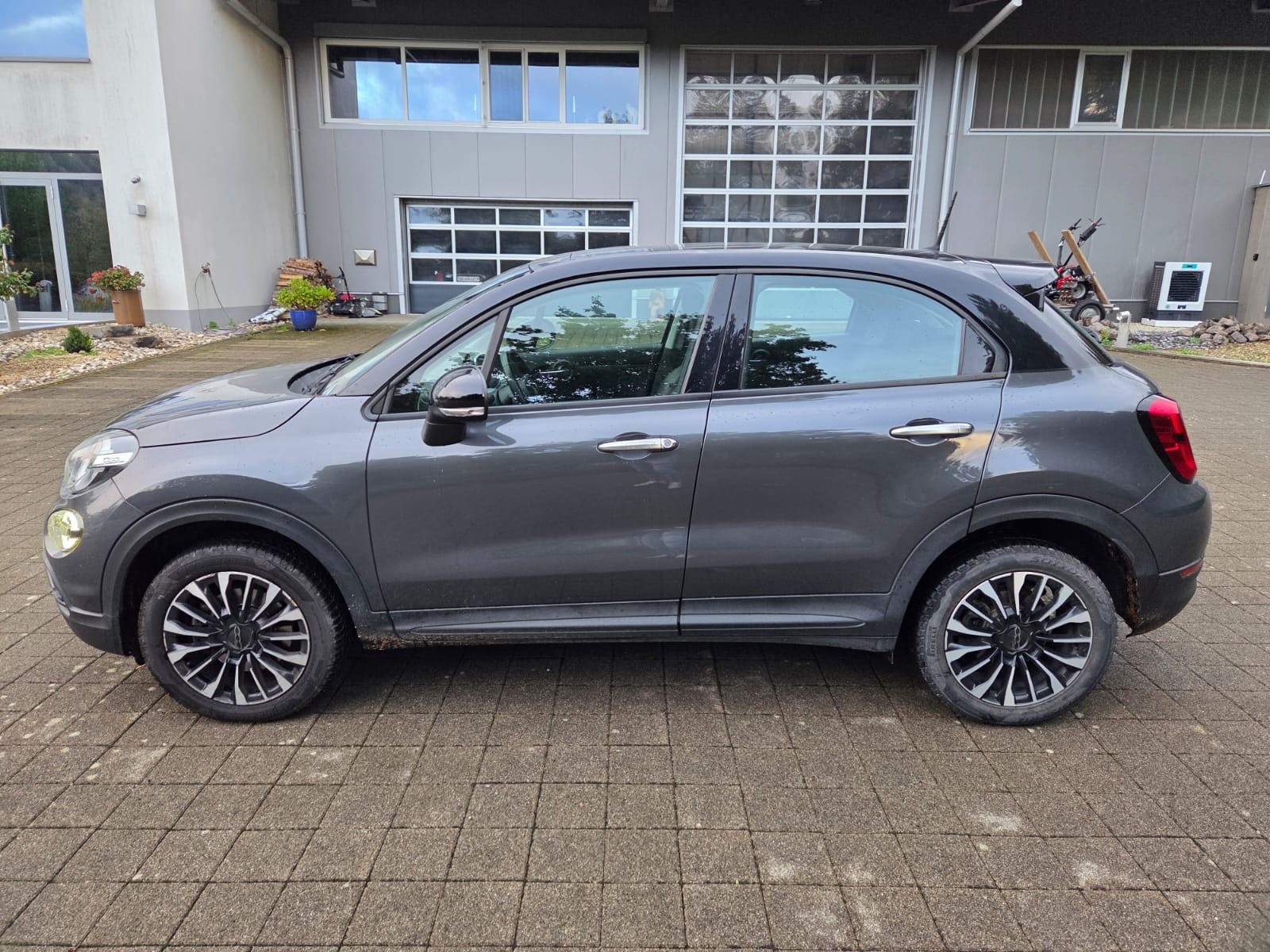 FIAT 500X 2.0MJ Cross 4x4 Automatic-image-5