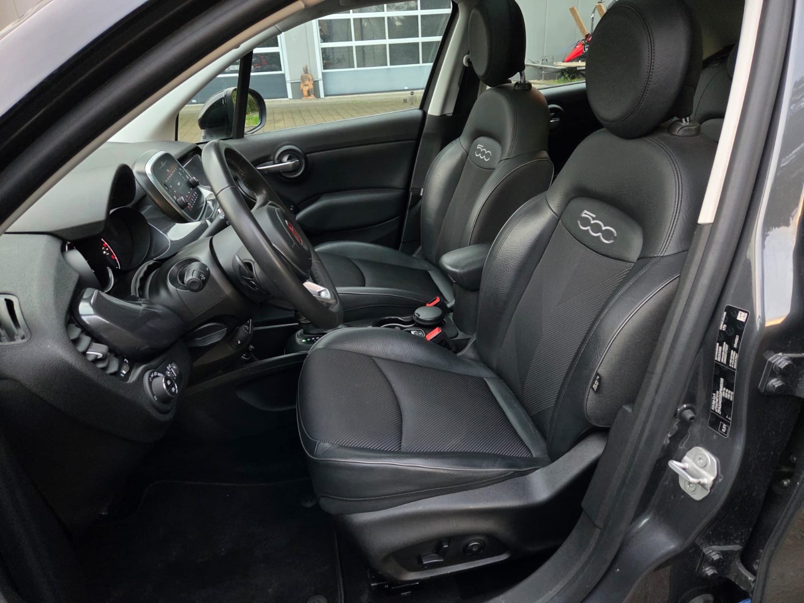 FIAT 500X 2.0MJ Cross 4x4 Automatic-image-11