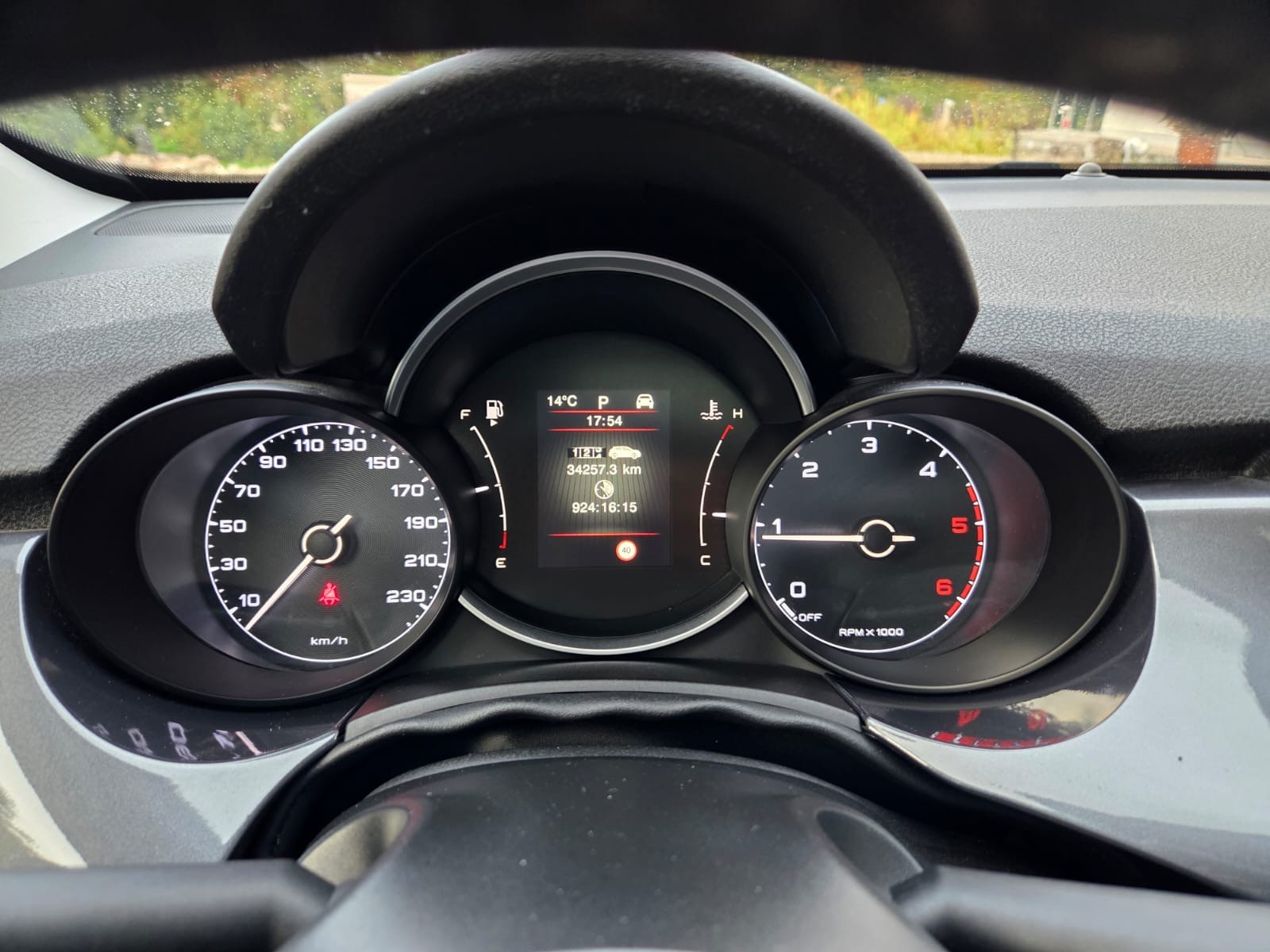FIAT 500X 2.0MJ Cross 4x4 Automatic-image-13