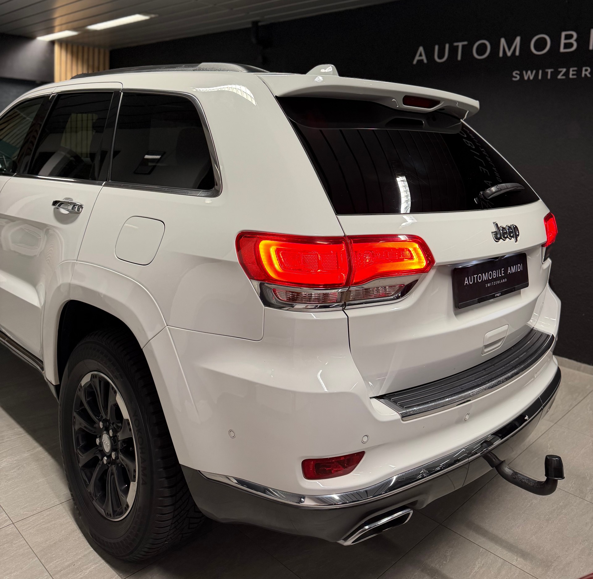 JEEP Grand Cherokee 3.0 CRD Summit Automatic, Anhängerkupplung!-image-3