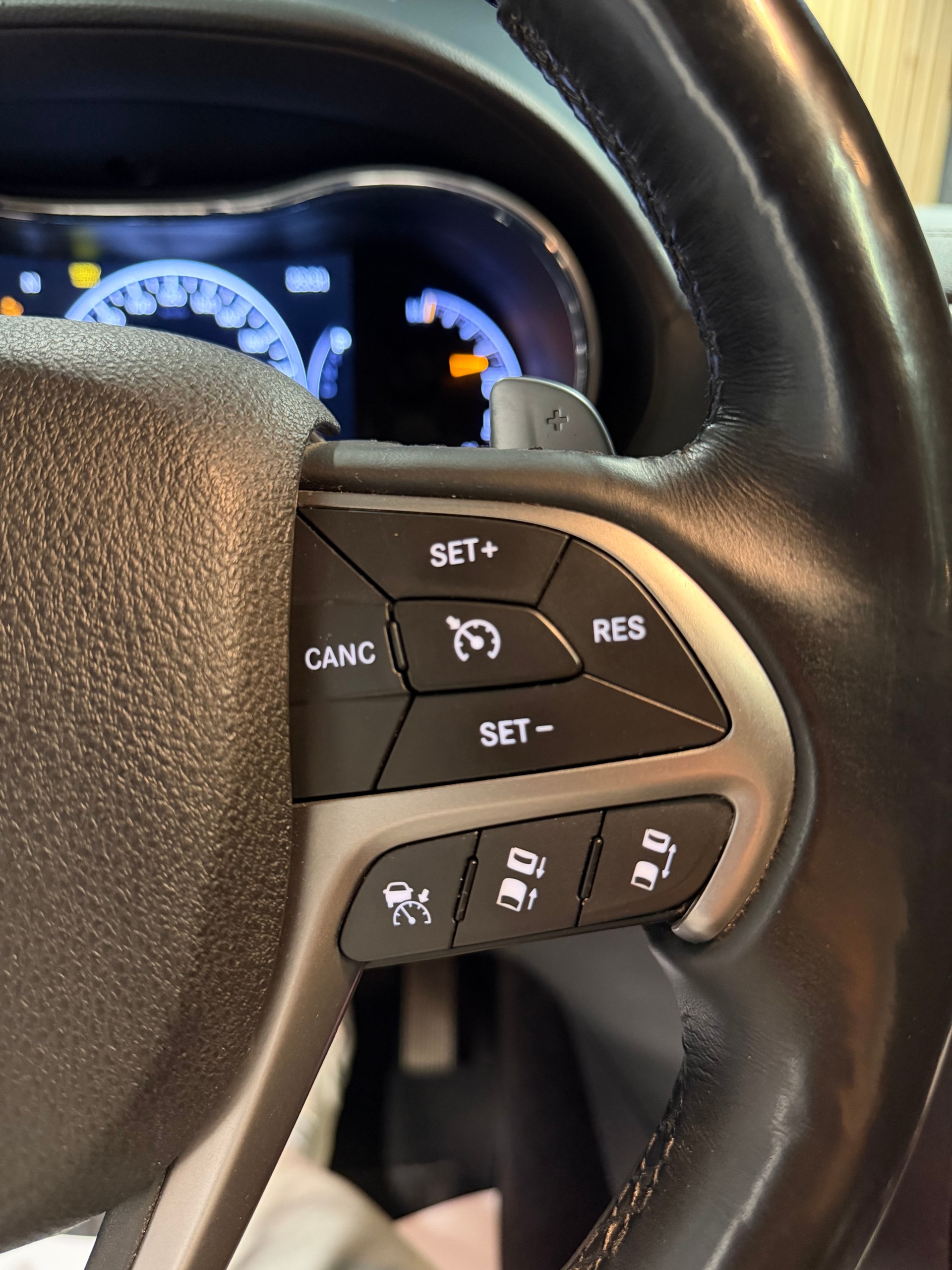 JEEP Grand Cherokee 3.0 CRD Summit Automatic, Anhängerkupplung!-image-18