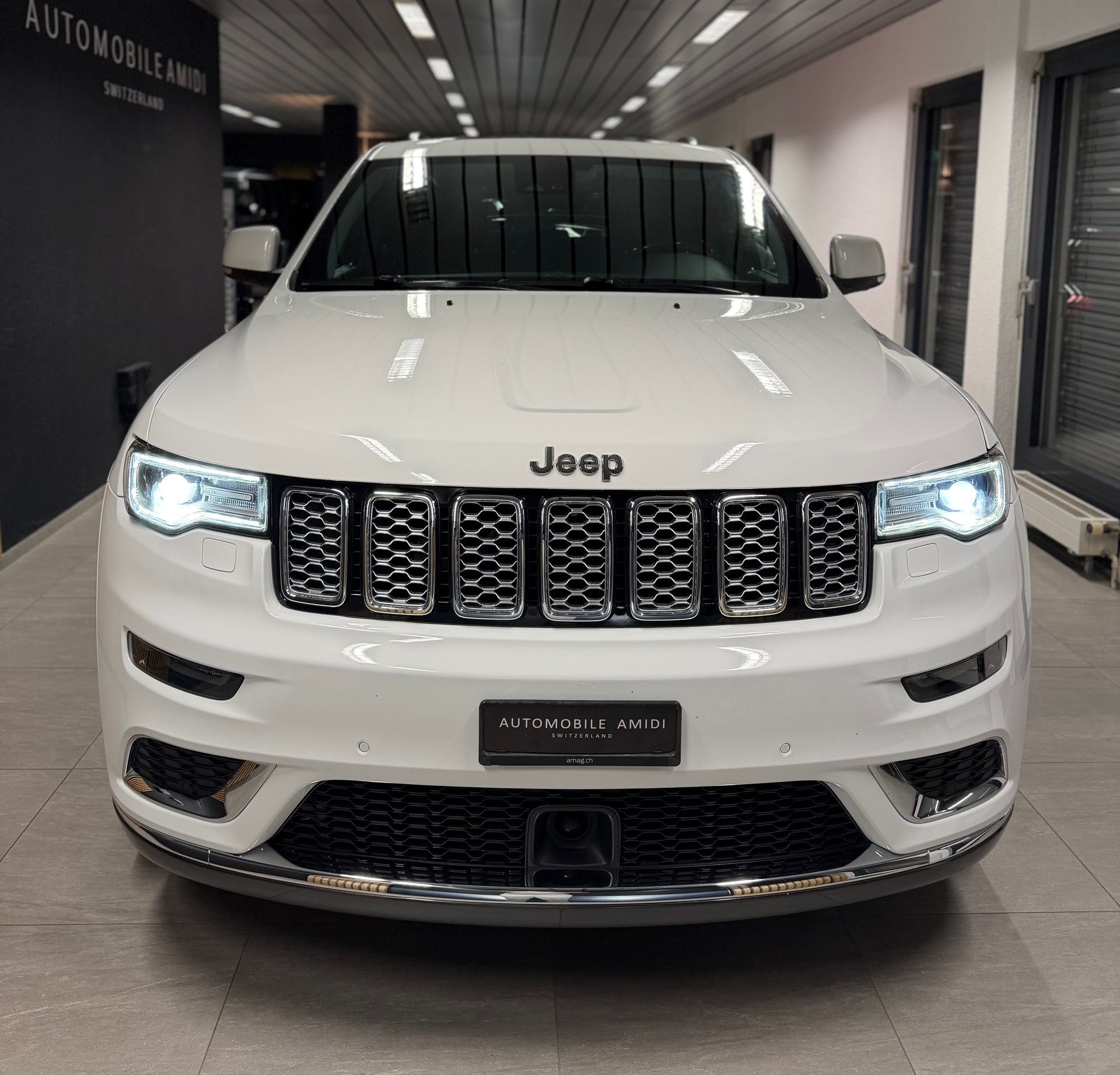 JEEP Grand Cherokee 3.0 CRD Summit Automatic, Anhängerkupplung!-image-1
