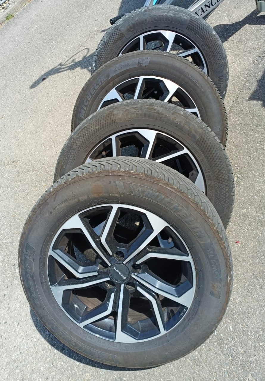 VW 1.4 TSI PHEV R-Line SELECTION DSG-image-5