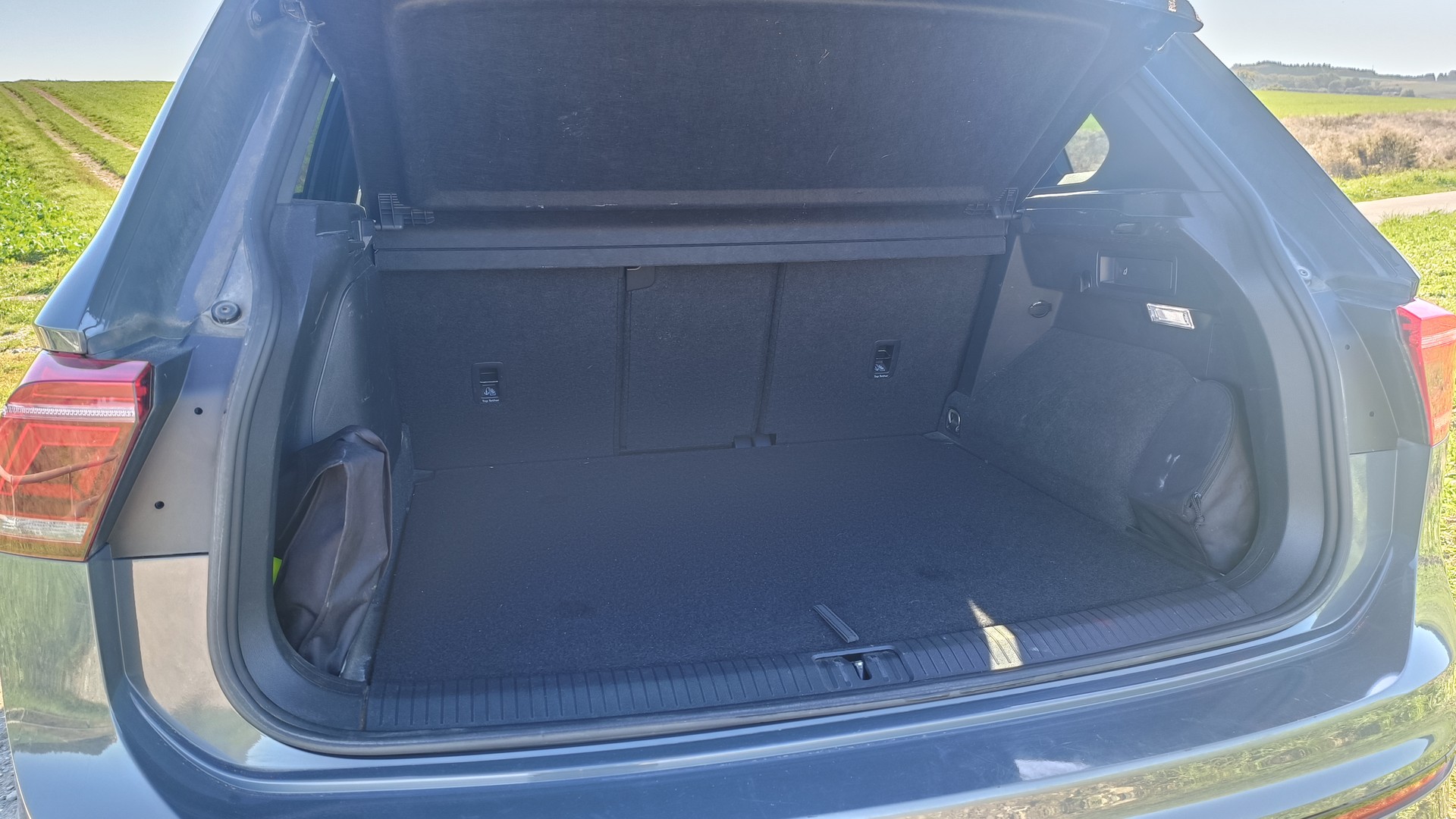 VW 1.4 TSI PHEV R-Line SELECTION DSG-image-4