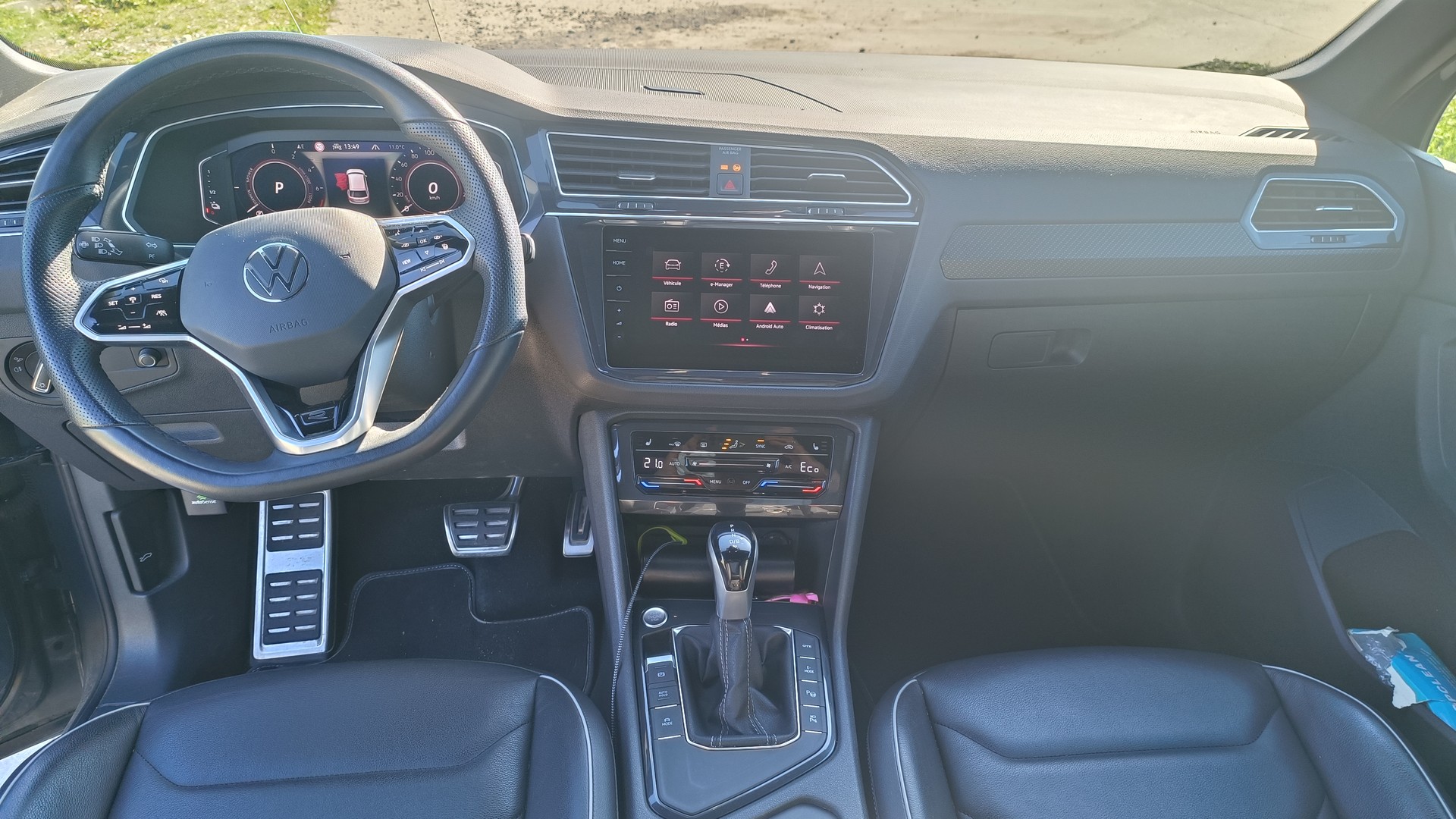 VW 1.4 TSI PHEV R-Line SELECTION DSG-image-3
