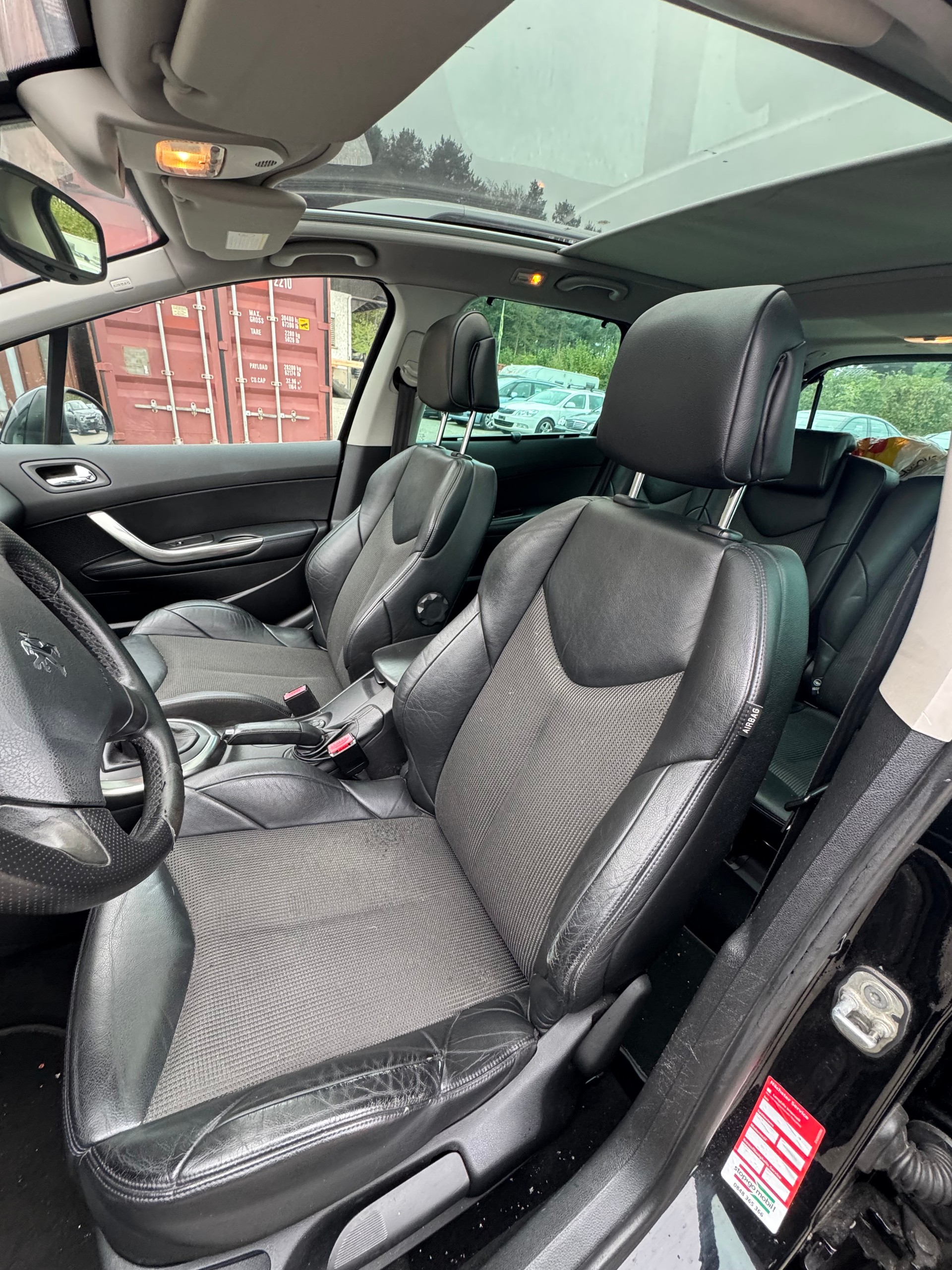 PEUGEOT 308 SW 1.6 16V Turbo Sport Pack-image-8