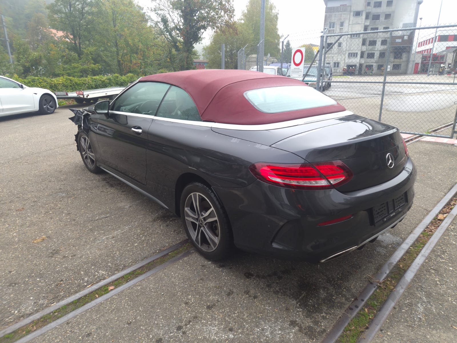 MERCEDES-BENZ C 200 Coupé AMG Line 9G-Tronic-image-2