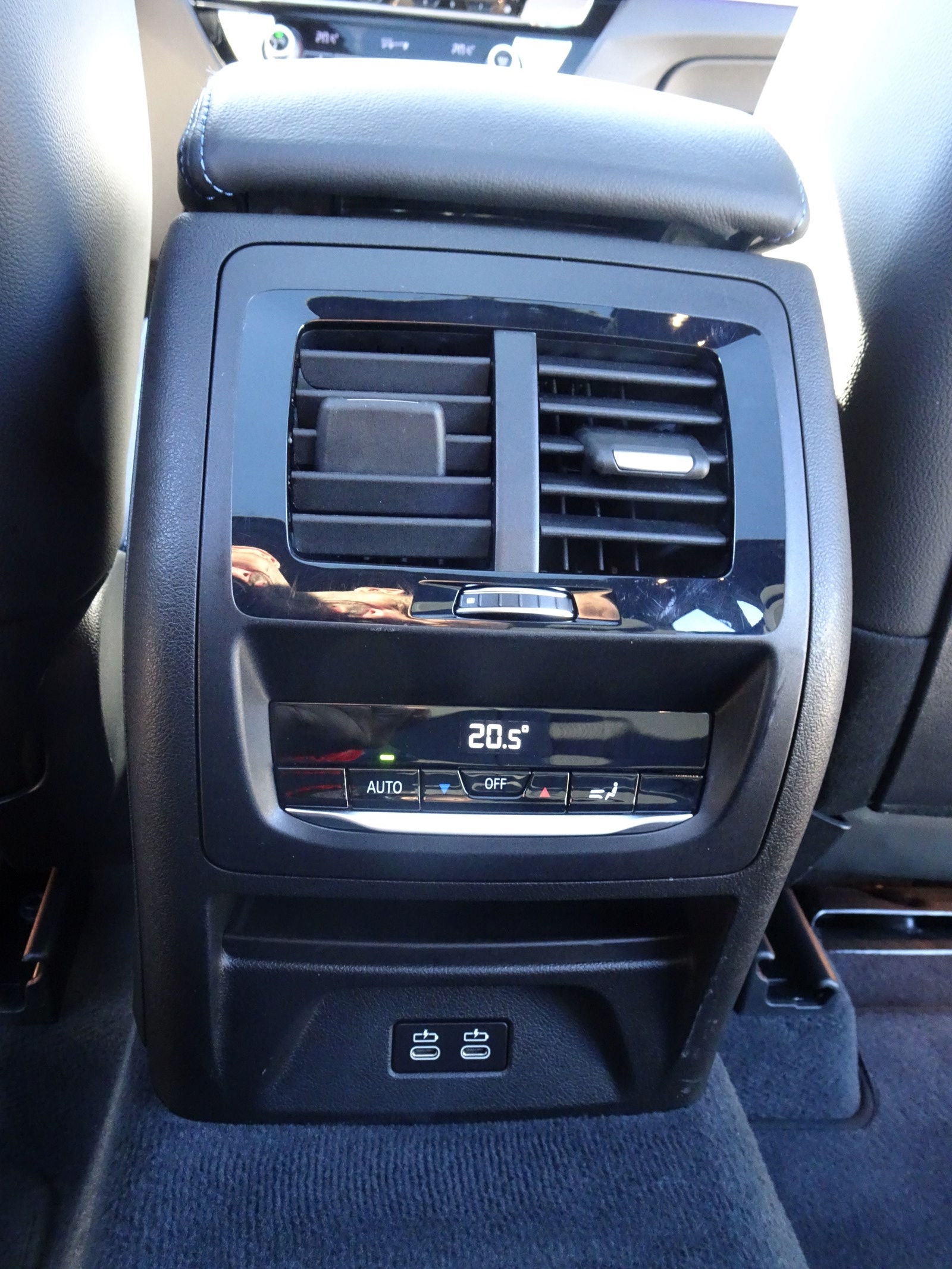 BMW X3 xDrive 30d Individual M Sport Steptronic-image-12