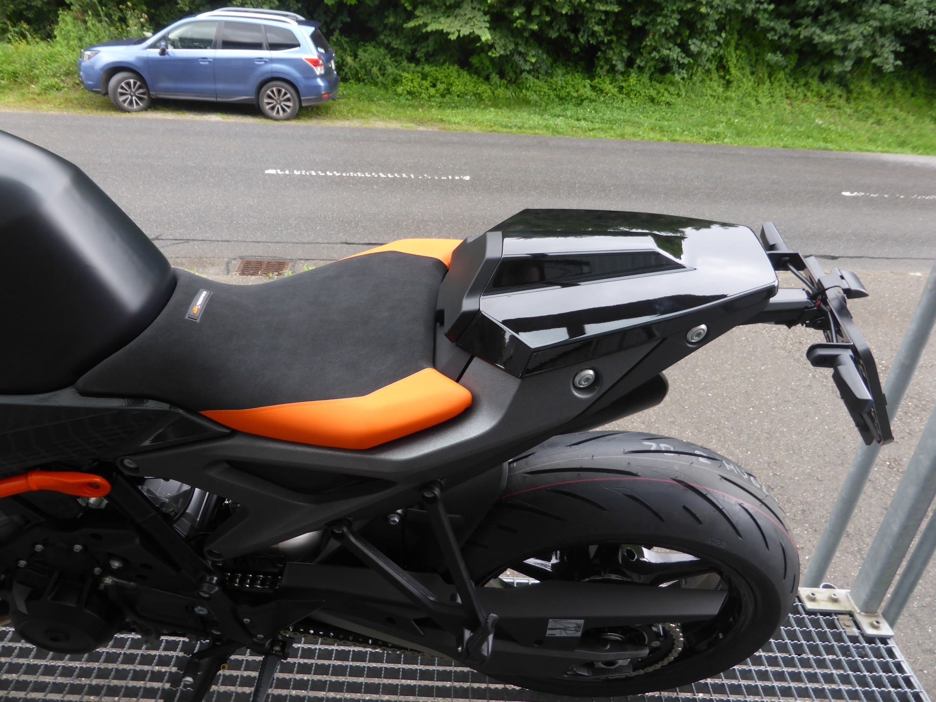 KTM 990 Duke-image-6