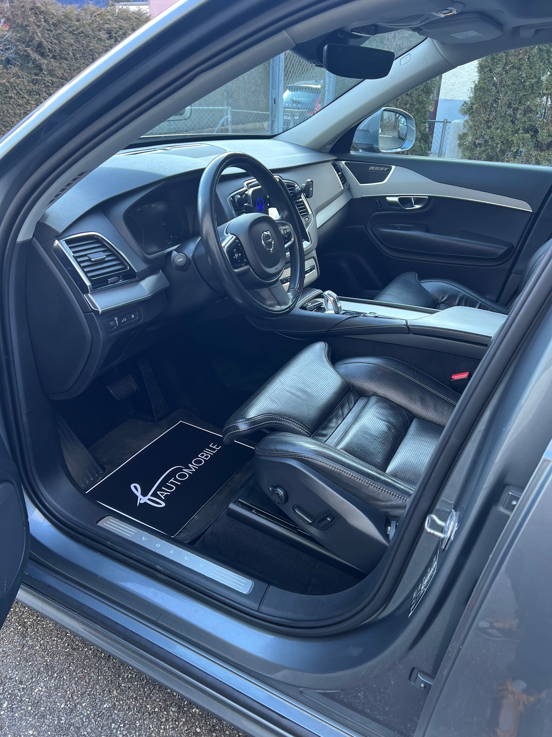 VOLVO XC90 T8 AWD Inscription Geartronic-image-6