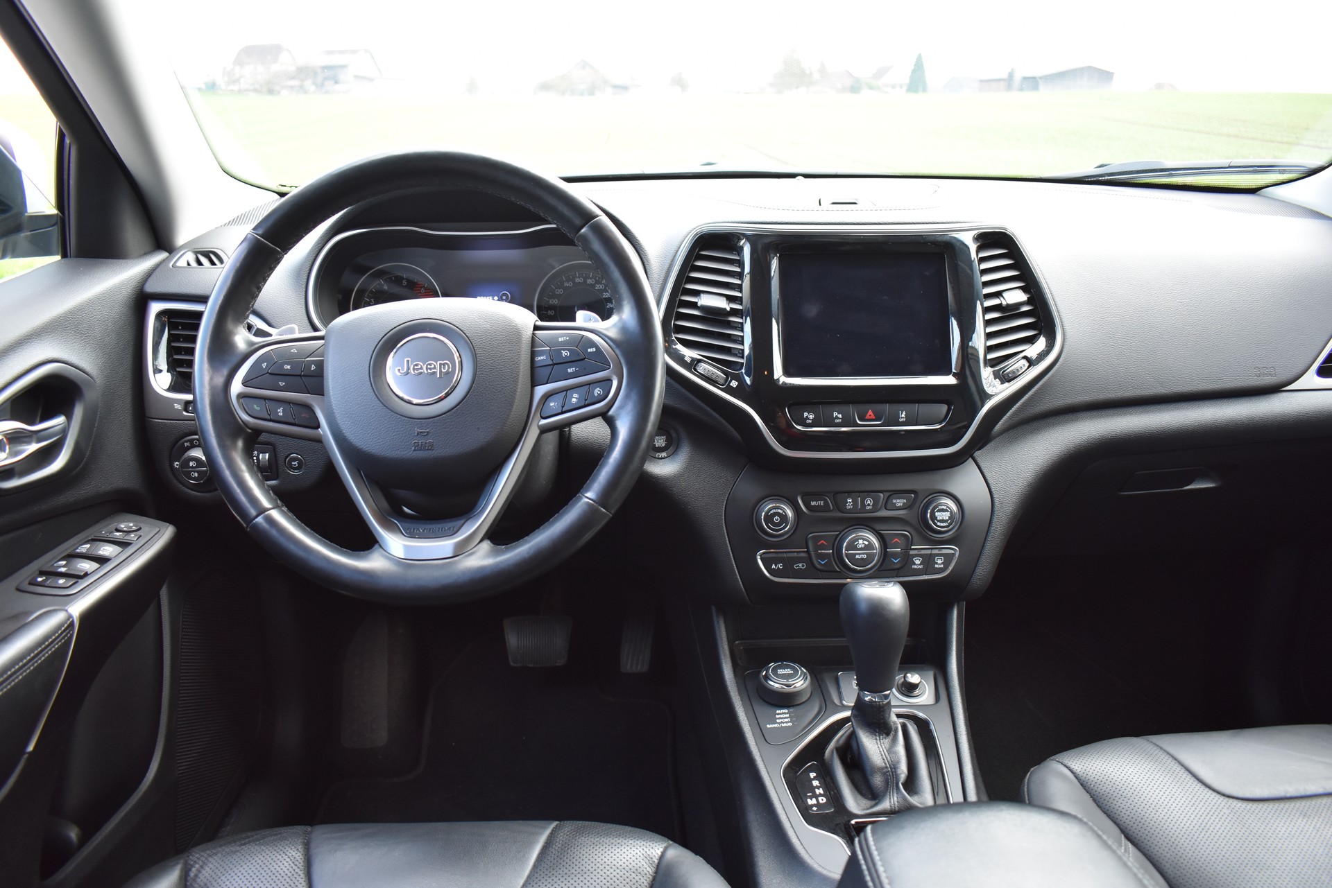 JEEP Cherokee 2.0 Limited AWD Drive I 9ATX-image-12