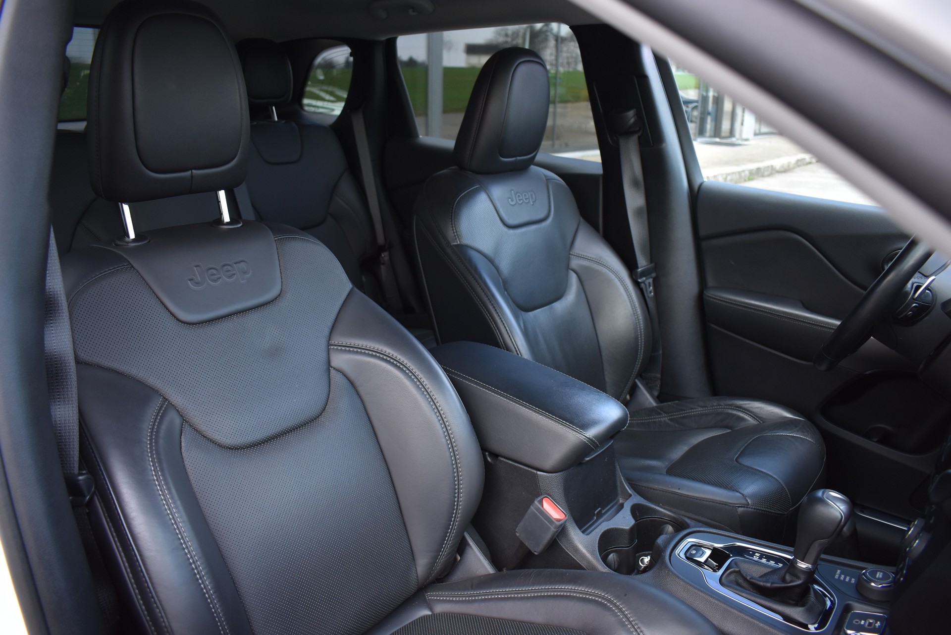 JEEP Cherokee 2.0 Limited AWD Drive I 9ATX-image-9